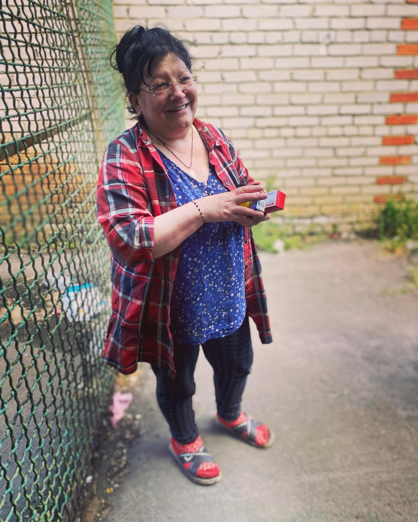 humanitarian aid where it’s most needed.
in the villages in Vuhledar area, around 10km to the frontline, civilians don’t have access to medications at all.
#humanitarian #aid #volunteer #ukraine #frontline #warzone #medic #medicine #medicalcare #humanitarianaid #distribution #villages #support #carepackages #teamwork
#universalaidukraine