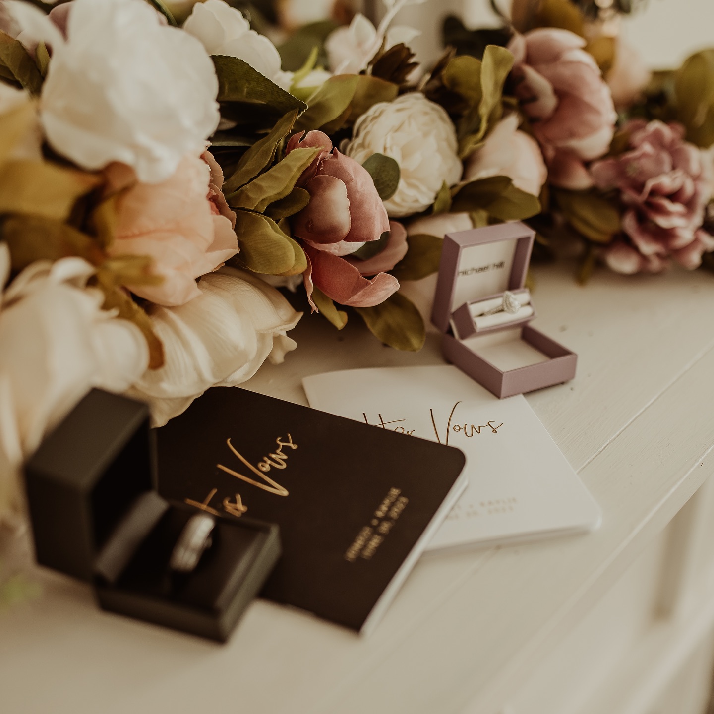 Did you know, December through February is the most popular time to get engaged, with Christmas Day, Christmas Eve, and New Year’s Eve as the top 3.
Let me know in the comments below, when was your engagement date?
Mine was Jan 3 waaaay back when!
If you’re newly engaged, and need help getting started, connect with us to learn how we can help!
📷 @meghandinizphoto
Edmonton Weddings | Edmonton Wedding Planner
#edmontonweddingplanner# yegweddingplanner #yegengaged #yegweddings