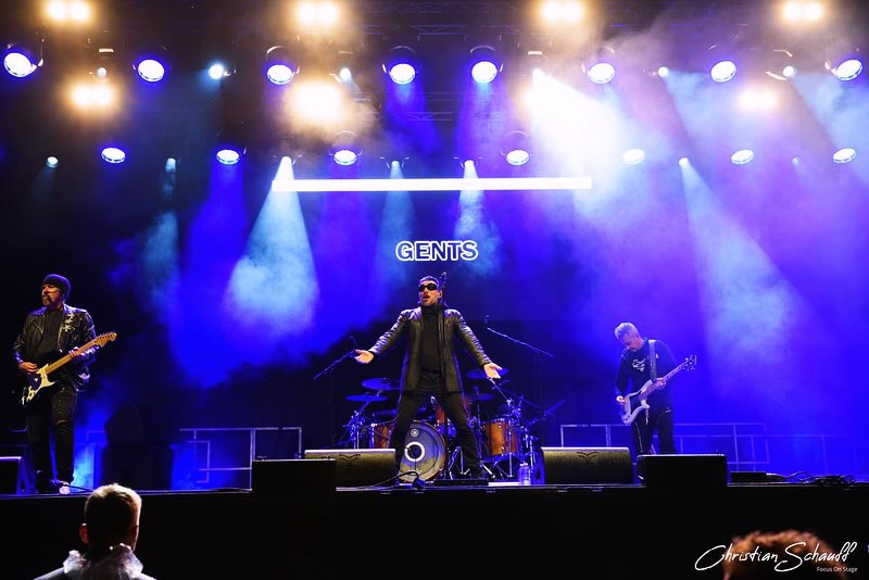 Achtung Babies - Achtung Baby live in Germany 🇩🇪
📸 @datsun_srl311
Next stop Porto Mantovano (MN)
#achtungbabies #u2 #achtungbaby #u2uv #u2tribute #bono #theedge #adamclayton #larrymullenjr #u2tributeband