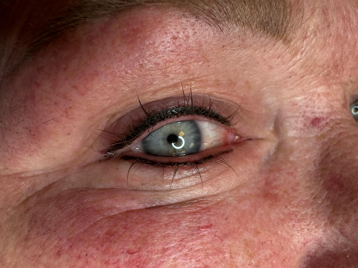 Voor deze lieve vrouw een boven en onder eyeliner.
Www.sdibrows.nl 06-31763025
#inklessstretchmarksremoval #permanentmakeuplippen #permanentemakeup #pmu #pigment #wenkbrauwen #brows #browbar #sdibrows #miainkt #hairpigmentation #heerhugowaard #oudkarspel #Alkmaar #Noord-Holland #powderbrows #lipblush #lippigmentatie #academy #opleidingen # cursussen