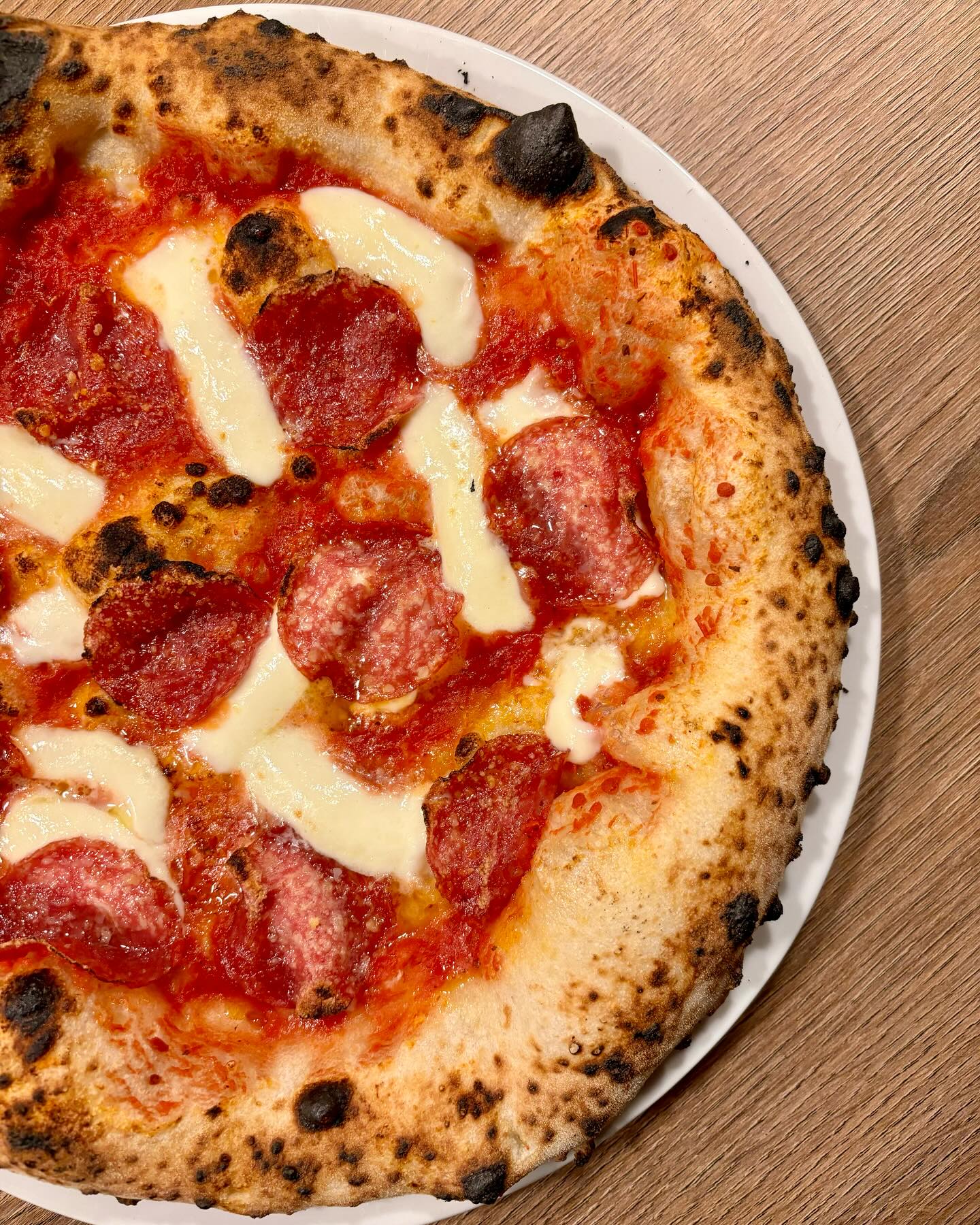 Buona sera salame 🍕😎
#pizza #pizzalover #pizzanapoletana #pizzatime #pizzaiolo