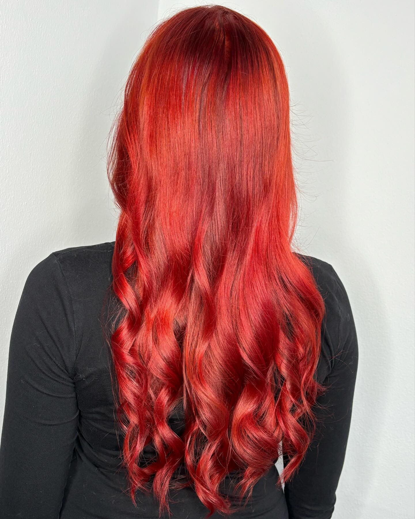 SO HOT ….🔥 🔥🔥 #cl_friseur #friseurzwickau #colortouch #wellaprofessional
