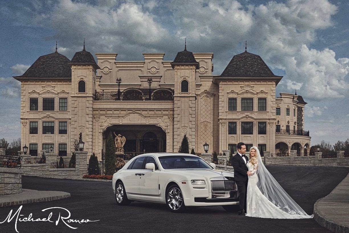 KEY PLAYER: @mikeyromeo Get your photo taken by published photographer, Micheal Romeo! 🖤 @armcandyforacause_