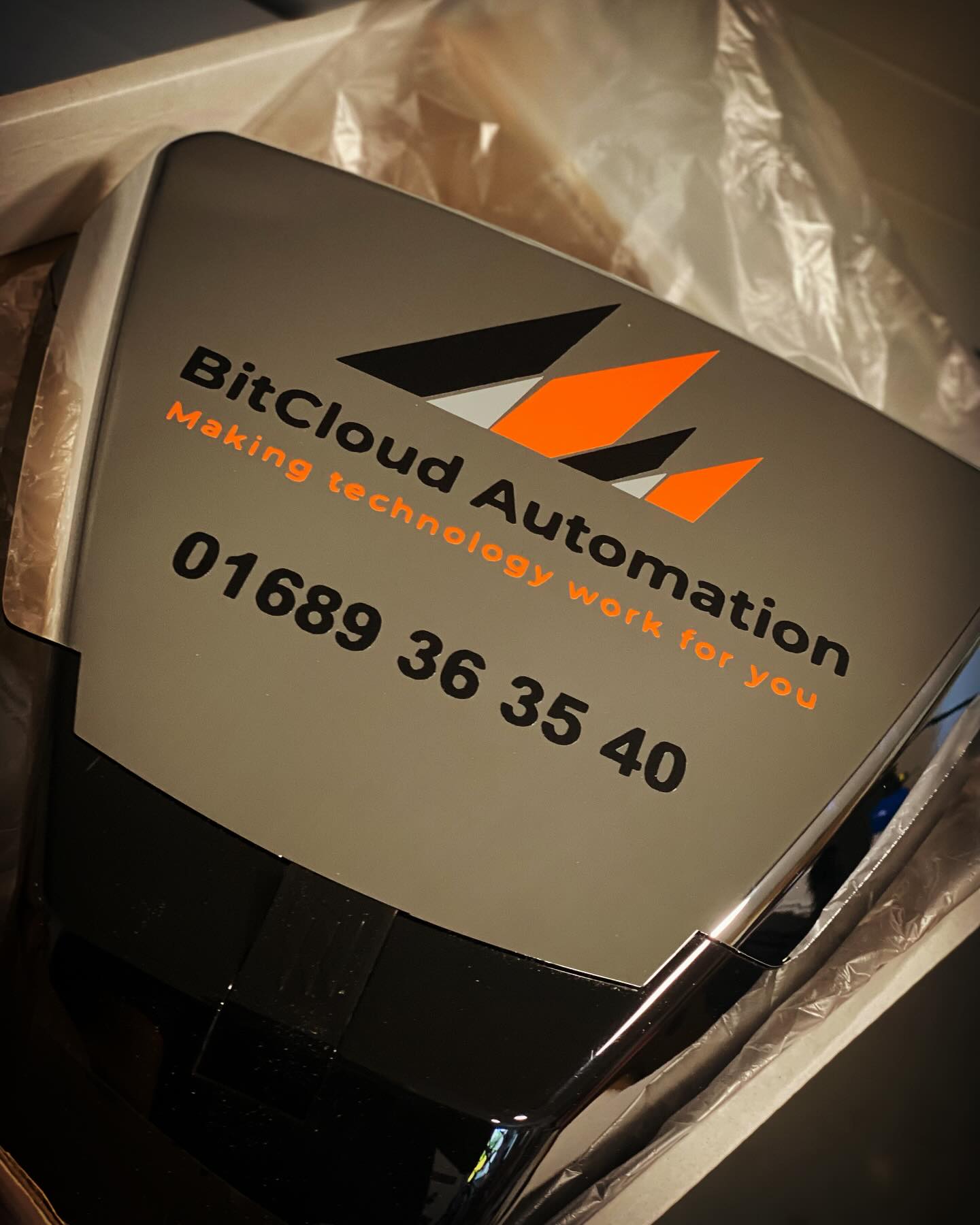 New @pyronixltd hybrid alarm system going in for our clients who wanted to bolster the security on their outbuildings and equipment with app notifications and control via their phones.
If you need any security systems, CCTV or access control / gate intercom devices please get in touch with the team @bitcloudautomation
#homesecurity #smarthomesinfrastructure #smarthome #alarm #pyronix