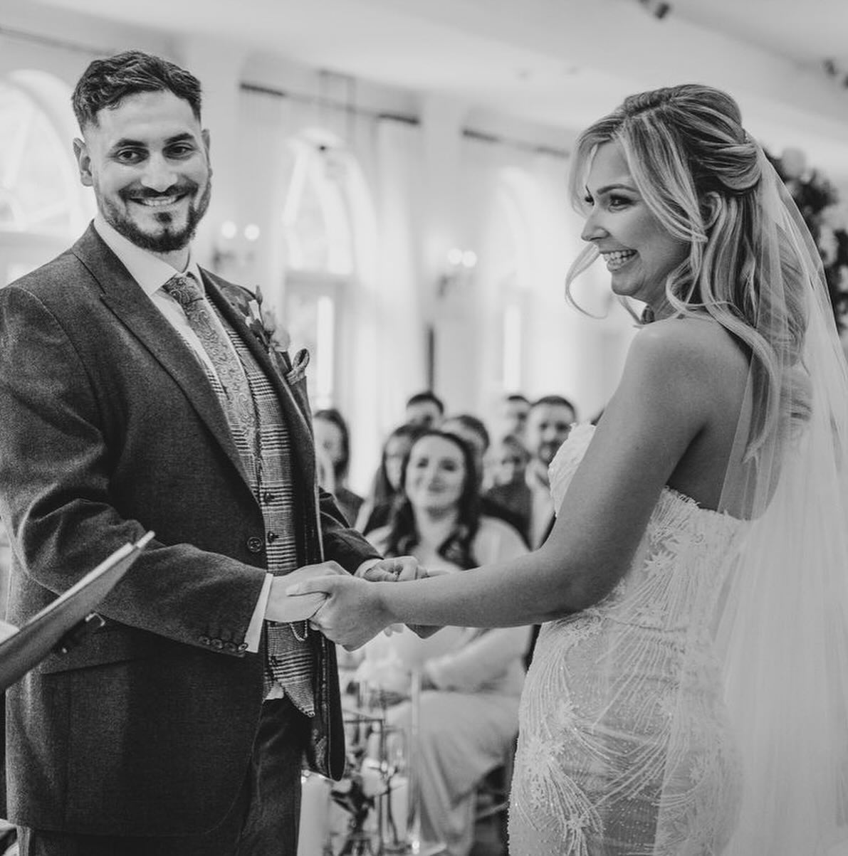 🤍 S O P H I E 🤍
Loved being apart of this beauties big day!
PHOTOGRAPHER @timecapsule.media
VENUE @mottramhallcheshire
HAIR @fayekenyonhairandmakeup
FLOWERS @boujeebxofficial
#hairstylist #makeupartist #bridalhair #weddinghair #weddinghairstyles #bridalhairstyles #bridalinspiration #cheshirewedding #ilovemyjob