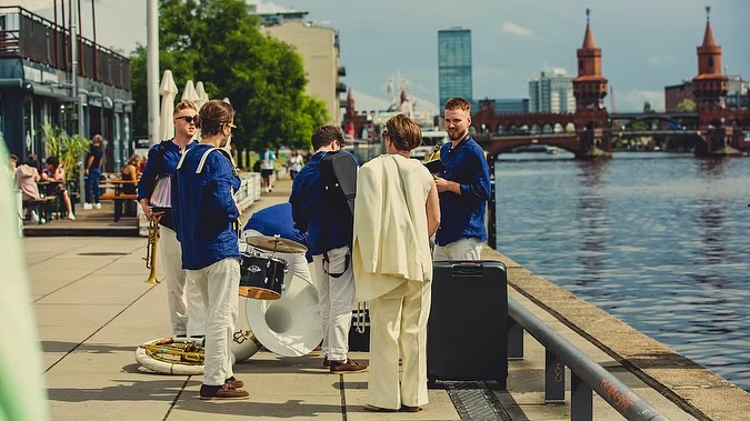 A fun filled few days in Berlin for the wedding of Amy & Melle 🪩
.
.
.
#TheLondonStrollers #RoamingBand #LondonRoamingBand #BrassBand #StrollingBand #Berlin #LuxuryEvents #LuxuryWedding #InternationalBand #InternationalPartyband #London #EventProf #WeddingPlanner #LondonBrassBand