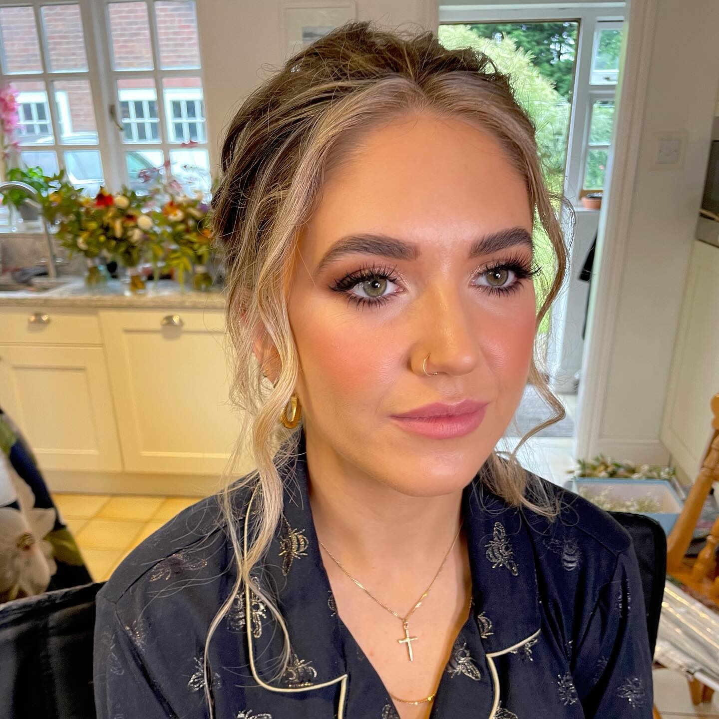 Glowy Pink Bronzed look on this beautiful bridesmaid ✨
VENUE @abbeywoodestate
HMUA @fayekenyonhairandmakeup
@charlottetilbury @natashadenona @nudestix @toofacedlovestheuk @salonsystem @lauramercier @bobbibrown @maccosmetics @babylissprouk @schwarzkopfprouk
#hairstylist #makeupartist #bridalhair #bridalmakeup #weddingmakeup #weddinghair #glowymakeup #dewymakeup #bronzedmakeup #ilovemyjob #cheshirewedding #softglam