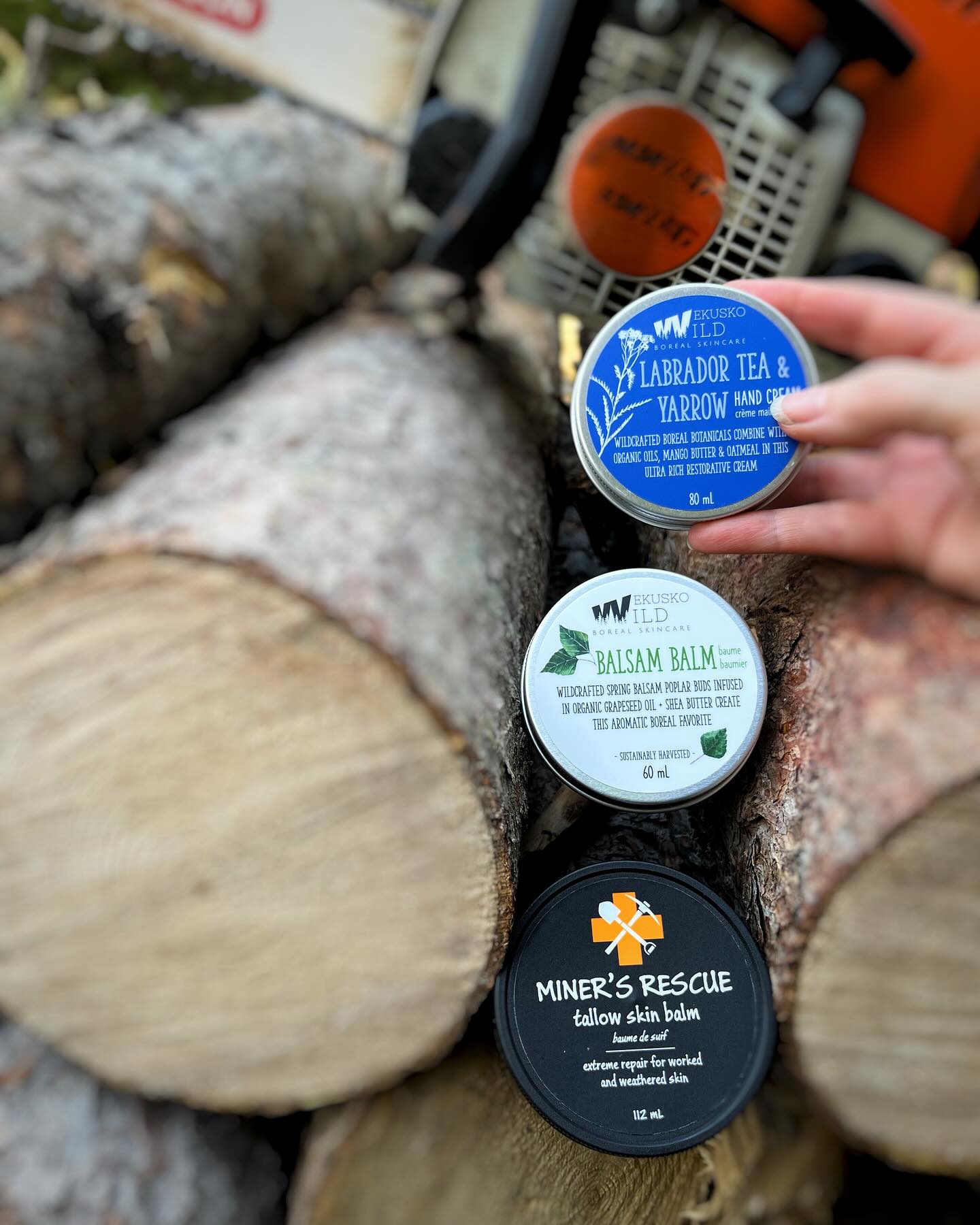 Fall is an amazing time of year for those of us who love to be in the bush - but cutting and splitting firewood, cleaning up the yard, and getting things ready for winter is really hard on your hands and skin. It’s important to protect your skin while giving it the nutrients it needs to naturally heal and repair. Labrador tea & yarrow hand cream, balsam balm, and miner’s rescue tallow balm are all powerhouses of natural care, without containing any synthetic ingredients or fragrances. It’s natural skincare that works! #tallowbalm #labradortea #balsam #naturalskincare #handcream #wekuskowild #womanrun #manitomade #noessentialoils