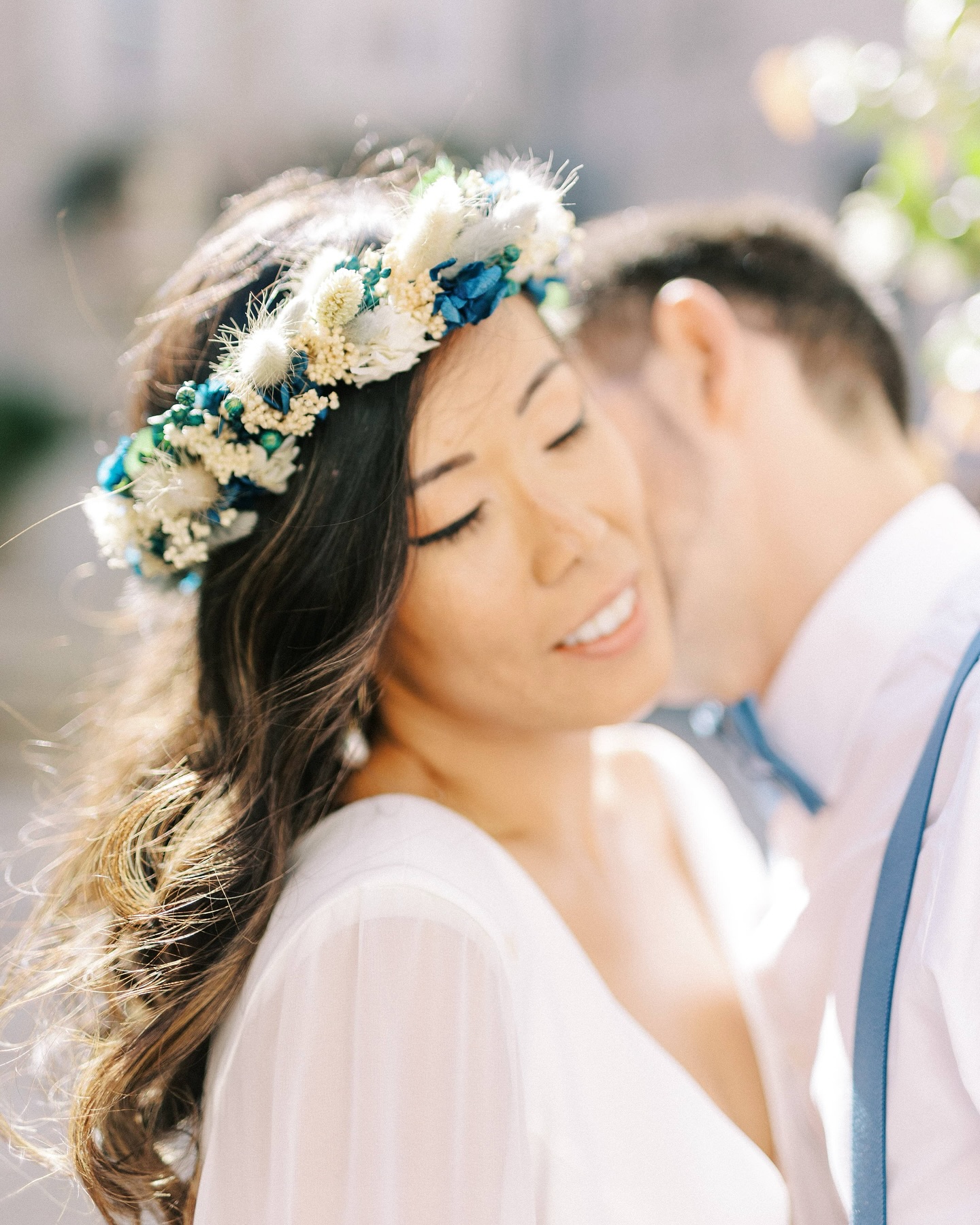 Avez-vous déjà pensé à l’importance de la relation de confiance avec votre photographe de mariage?
Le lien que nous créerons ensemble vous permettra de vous sentir à l’aise et favorisera le lâcher-prise, assurant des émotions sincères et spontanés.
Ainsi votre bonheur transparaît dans les photos, créant des souvenirs qui restent frais même après des années.
Sans oublier que je vais vous suivre toute la journée alors autant vous entourer de personnes avec qui vous avez le feeling, non? 📸💍
.
.
#weddingfineartphotographer #frenchweddingphotographer #weddingsouthoffrance #fineartweddingphotographer #provencewedding #wedding2024 #destinationweddingphotographer #frenchrivierawedding #rivierawedding #fineartweddingfrance #sinspirersemarier #seancecouple #fineartcuration #mariageromantique #mariagecotedazur #frenchwedding