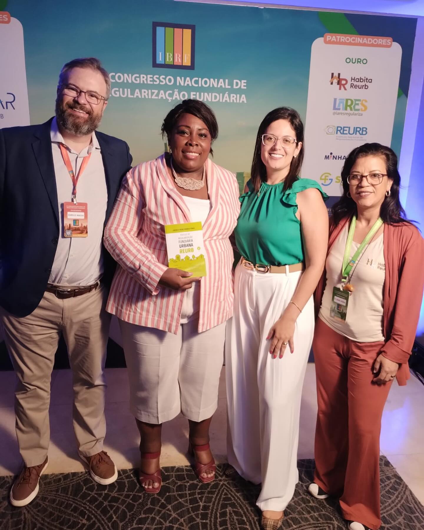 A Hb Brasil junto da Habita Reurb marcou presença na última segunda-feira (30) e terça-feira (31) no ||| Congresso Nacional de Regularização Fundiária. A Dra. Helen nossa CEO apresentou o painel “A Importância do Trabalho Técnico Social”, além de apresentar soluções praticadas pelas nossas empresas para levar moradia digna através da Regularização Fundiária.