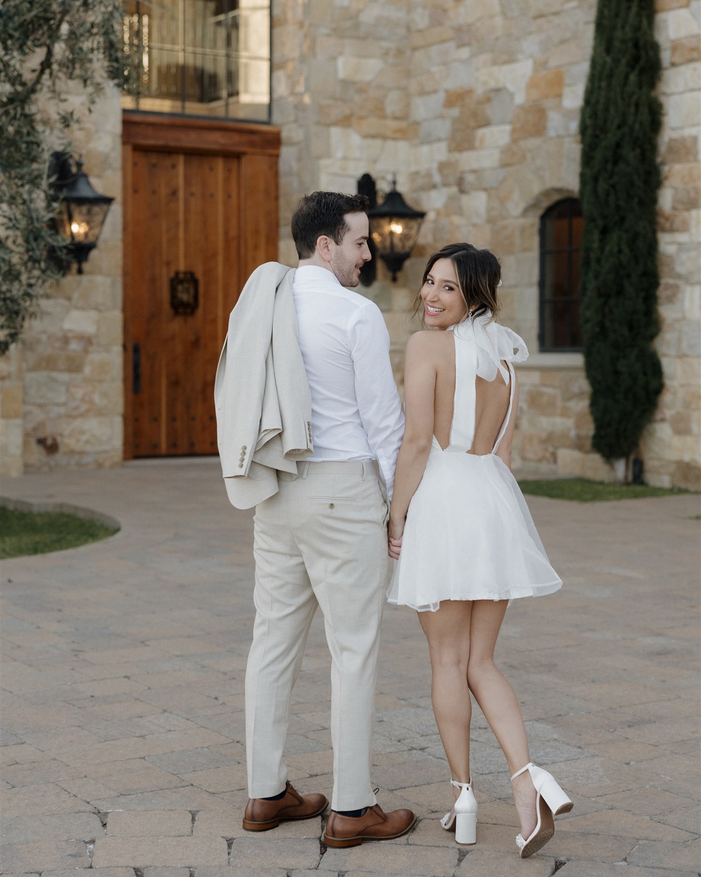 Flights are booked! I’m flying to Chicago for Alyssa and Tom’s wedding day! ✈️📸 I cannot wait to follow their story.
Chicago Wedding , Proposal Photographer, California Wedding Photographer