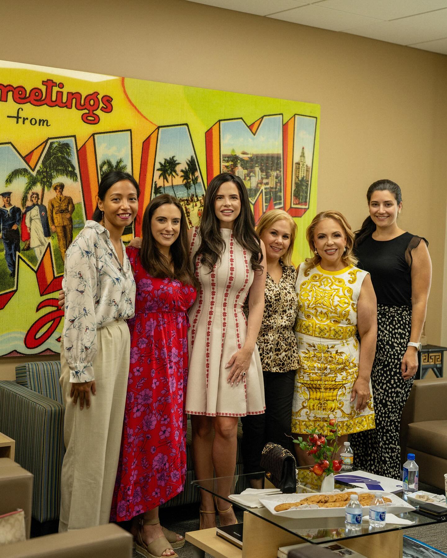 🇺🇸 Yesterday, representing the Guiribitey Family Foundation, we had the privilege of visiting Camillus House @camillus_house . Established in 1960, Camillus House has been a beacon of hope, providing essential services to the homeless and those in need in Miami. Their mission of offering a comprehensive system of care, from emergency housing to health services, deeply resonates with our foundation’s values. We are honored to support and learn from such a dedicated and impactful organization. #GuiribiteyFamilyFoundation #CamillusHouse #CommunitySupport #Miami”
🇪🇸 Ayer, en representación de la Fundación Familiar Guiribitey, tuvimos el privilegio de visitar Camillus House @camillus_house . Establecida en 1960, Camillus House ha sido un faro de esperanza, brindando servicios esenciales a las personas sin hogar y necesitadas en Miami. Su misión de ofrecer un sistema integral de atención, desde alojamiento de emergencia hasta servicios de salud, resuena profundamente con los valores de nuestra fundación. Nos sentimos honrados de apoyar y aprender de una organización tan dedicada e impactante. #FundaciónFamiliarGuiribitey #CamillusHouse #ApoyoComunitario #Miami”