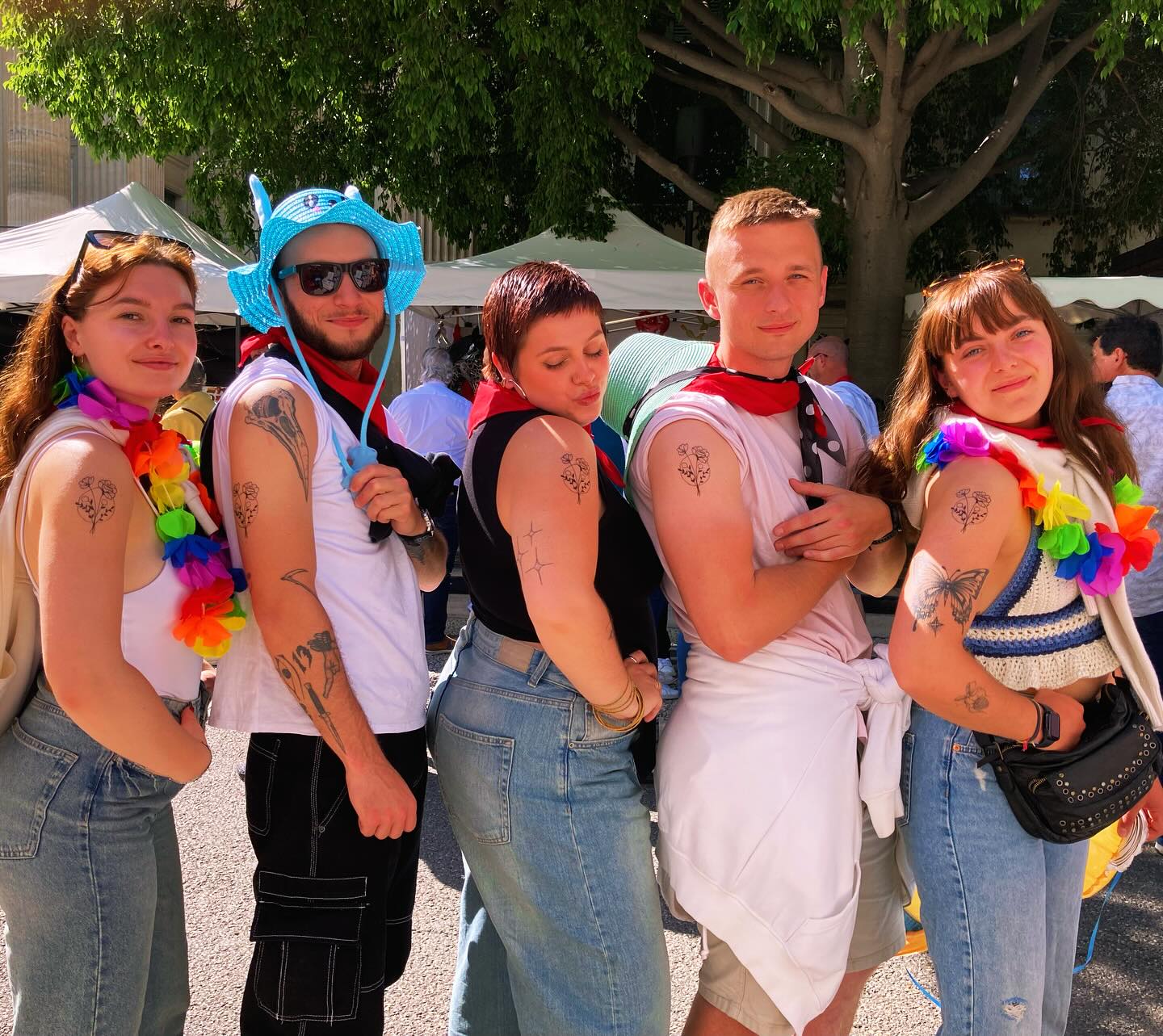 Une team en Féria !!! #ferianimes #feriadepentecôte #tatouageephemere #baratattoo #poptattoo