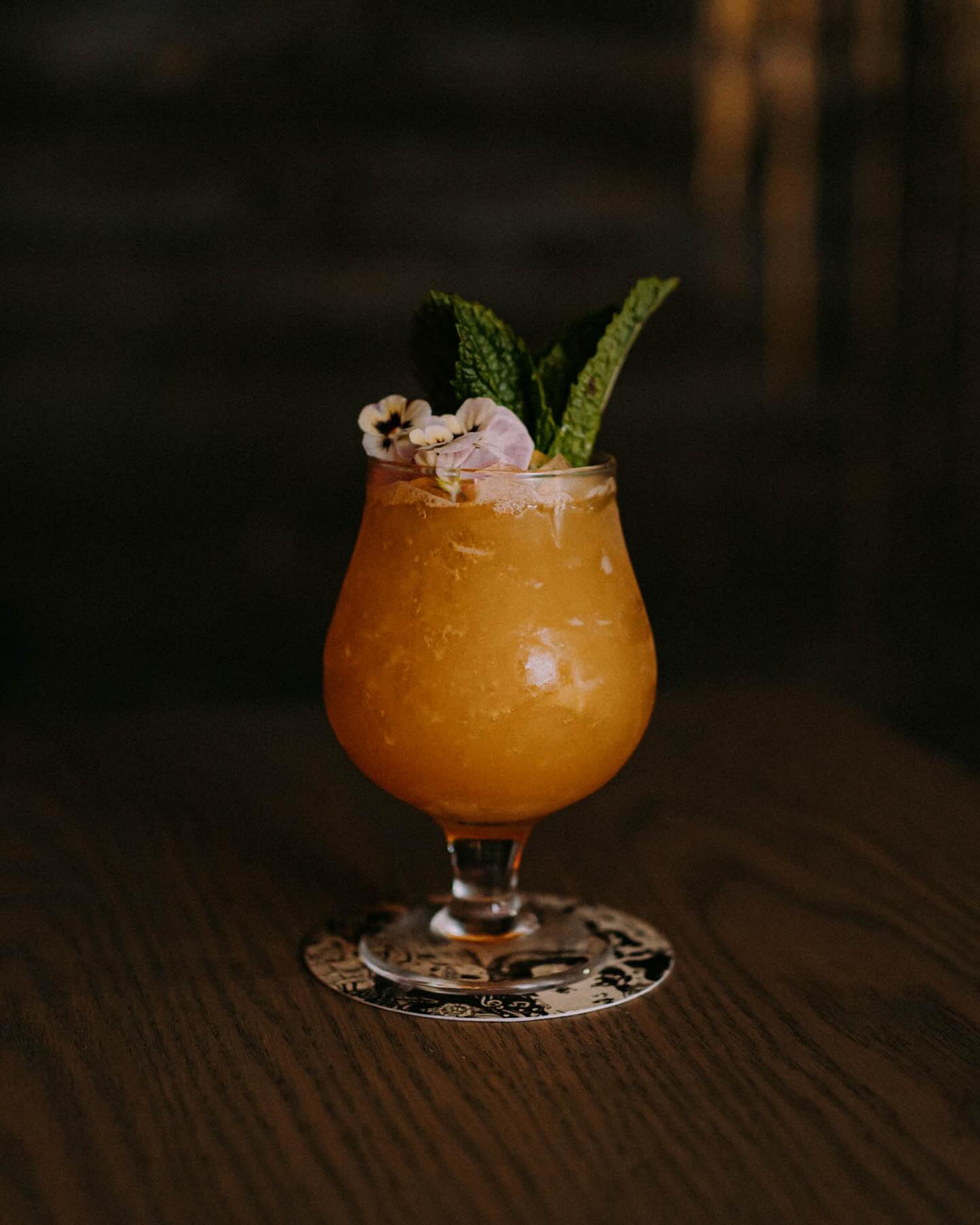 🌴🍹 Pleasure Palace: Your Tropical Escape
Recipe:
• Aged Rum
• Montenegro
• Passion Fruit
• Lime Juice
• Grapefruit Bitters
Transport yourself to paradise with every sip of our Pleasure Palace cocktail!
#PersonaCocktails #PleasurePalace #CraftCocktails #Mixology #DrinkWithUs