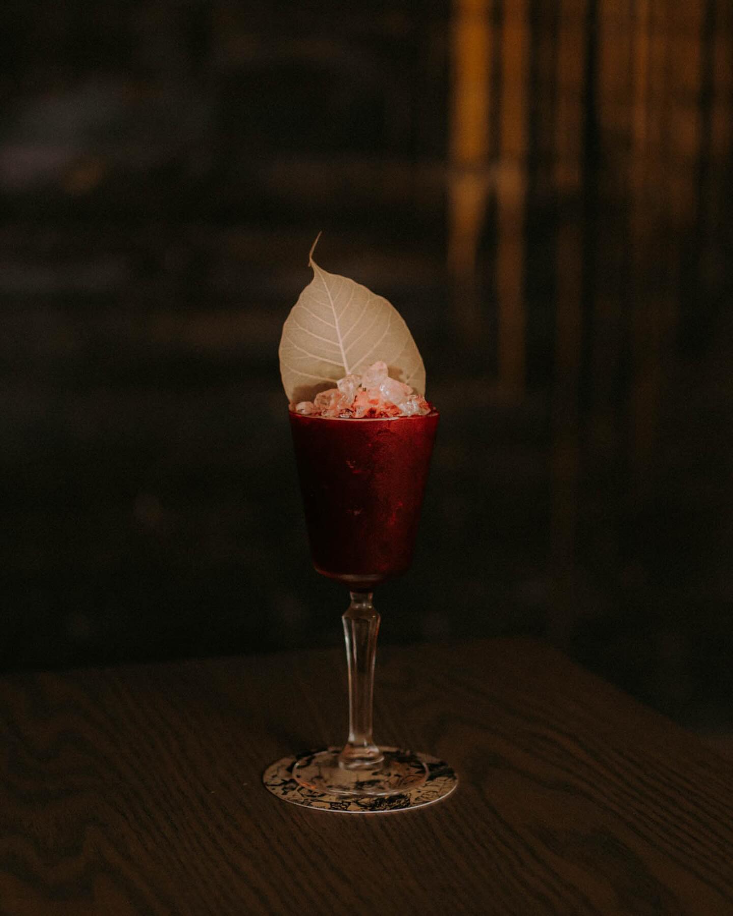 🍸🌟🎥 Devil in Miss Jones: A Seductive Sip from the Swinging ’60s
Recipe:
• Mezcal
• Beets
• Cucumber
• Turmeric
• Ginger
• Lime
• Celery Bitters
Join us at Persona and indulge in this vibrant fusion of flavors!
#PersonaCocktails #DevilInMissJones #CraftCocktails #Mixology #DrinkWithUs