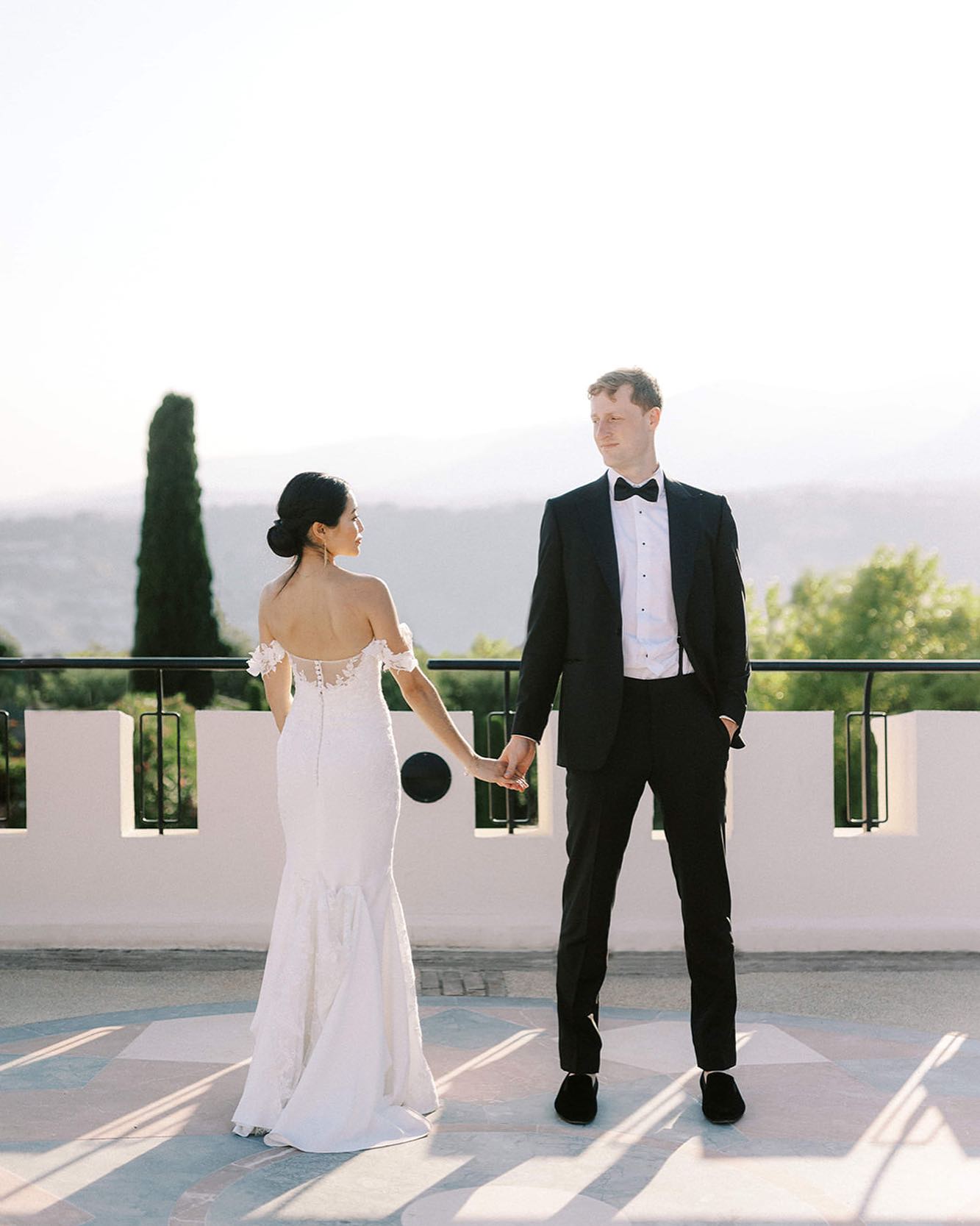 ✨Congratulations to Nicole and Thomas on their wedding celebration on the French Riviera ✨
#weddingfrenchriviera #fineartweddings #bridalinspo #fineartweddingphotographer #fineartcuration #frenchwedding #weddingphotographer #myarchetype #sinspirersemarier #weddinginspiration #weddingfrenchriviera #wedding2024 #luxurywedding #weddingsouthoffrance