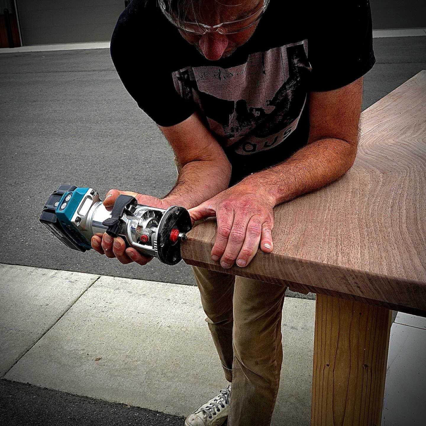 Details.
.
.
.
.
.
#bradfordmackaydesigns
#process
#design
#details
#woodworking
#design
#interiors
#montanamade
#furniture
#style
#handcrafted
#contemporary
#finecraft
#commisions
#walnut