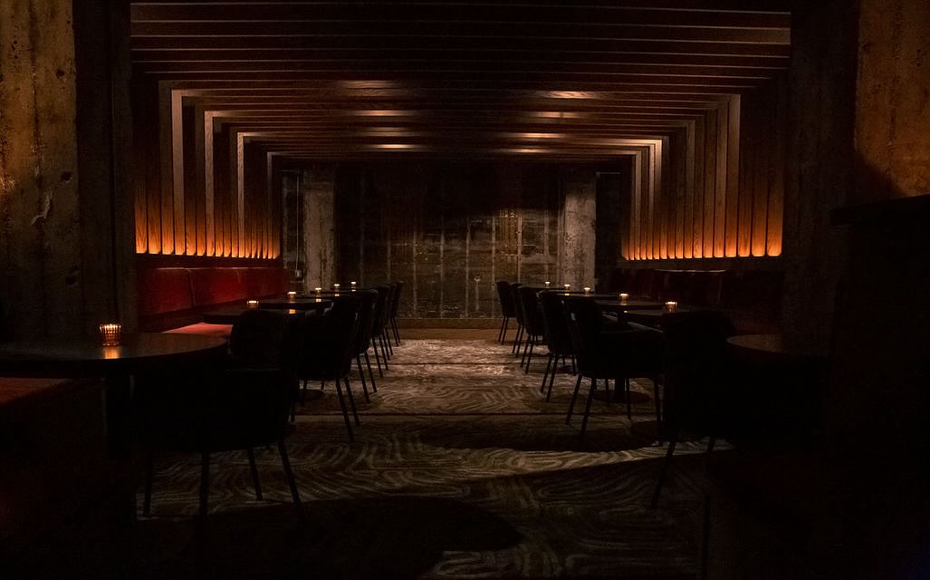 🎬✨ The Sutter Cinema Nook: Your Intimate Escape
Dark, vibey, and perfect for large groups. Experience the unique charm of our Sutter Cinema Nook.
#PersonaEvents #SutterCinema #IntimateVibes #GroupGatherings