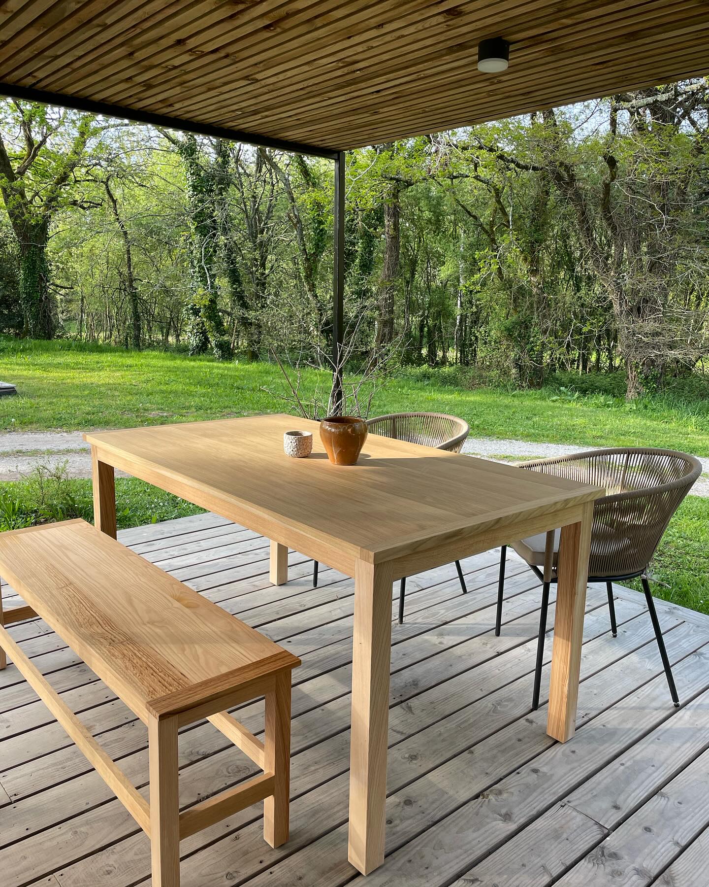 Fabrication maison #table #tabledejardin #tablebois #tableboismassif #terrasse #terrassebois