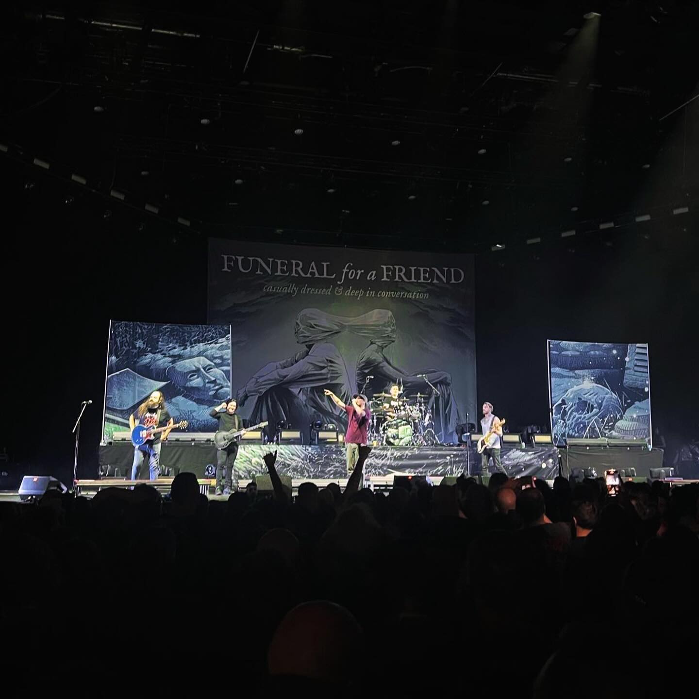 Prints created for @funeralforafriend
Stage Backdrop / Riser skirts / Freestanding Stage Scrims
Shots taken from their 20th Anniversary of âCasually Dressedâ tour - supported by @dashboardconfessional
#funeralforafriend #casuallydressed #stage #banners #tour #bandbackdrop #wideformat #areantour #customgraphics