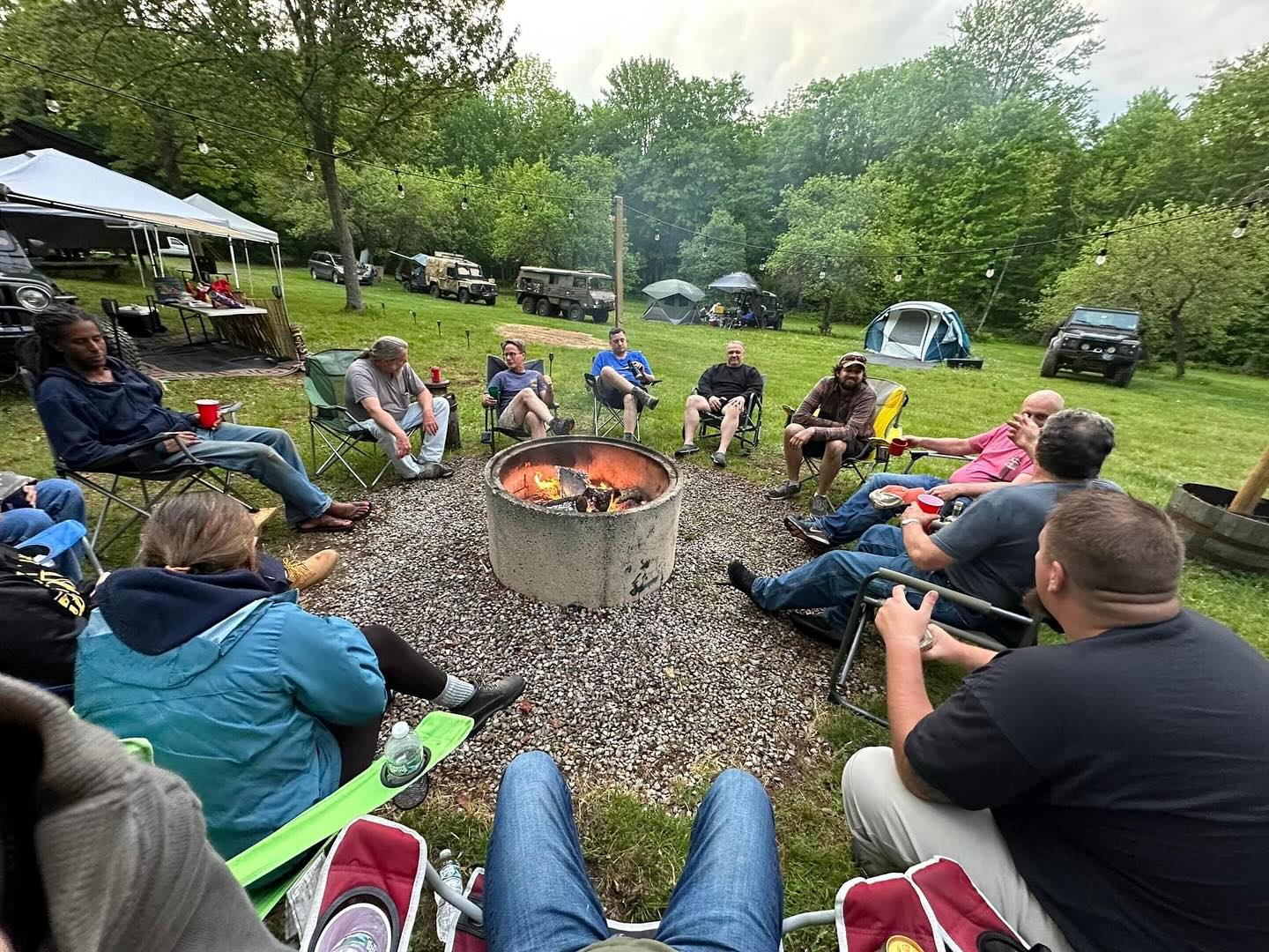 Sometimes it is as much about the hang as it is about the trails. Having amazing class 4 roads right next to basecamp also helps fuel evening conversations. Looking forward to getting together with old friends and also forging new friendships. #overlanding #camping #campfire