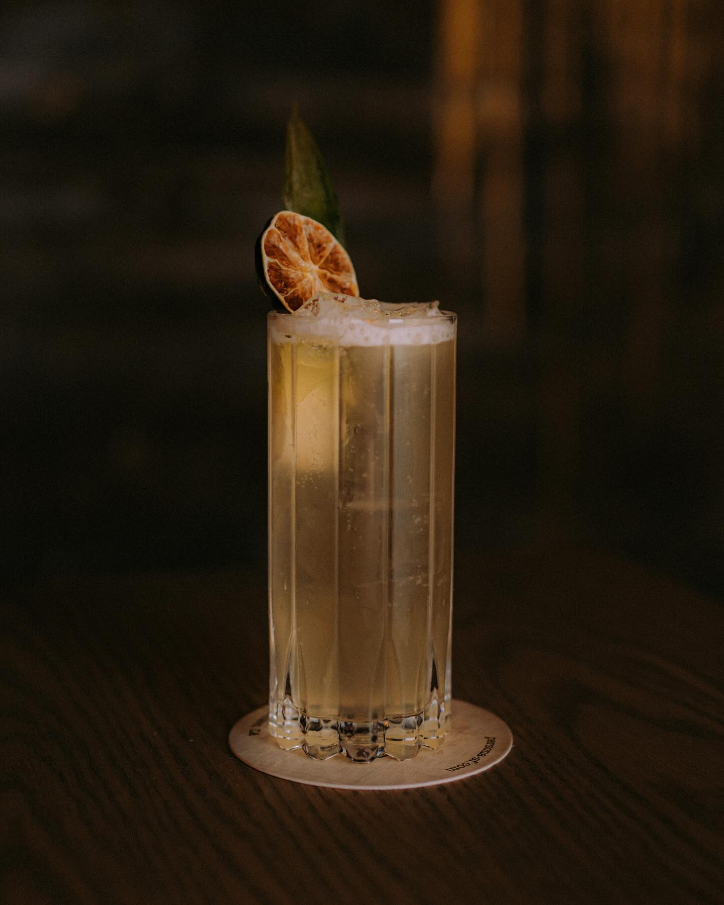 🍍🌶️ 🍋🟩Love, Yolanda: A Sensual Stir from the Swinging ’60s
Recipe:
• Blanco Tequila
• Mezcal
• Serrano Pepper
• Pineapple
• Agave
• Lime
Join us at Persona and savor this seductive blend of flavors!
#PersonaCocktails #LoveYolanda #CraftCocktails #Mixology #DrinkWithUs