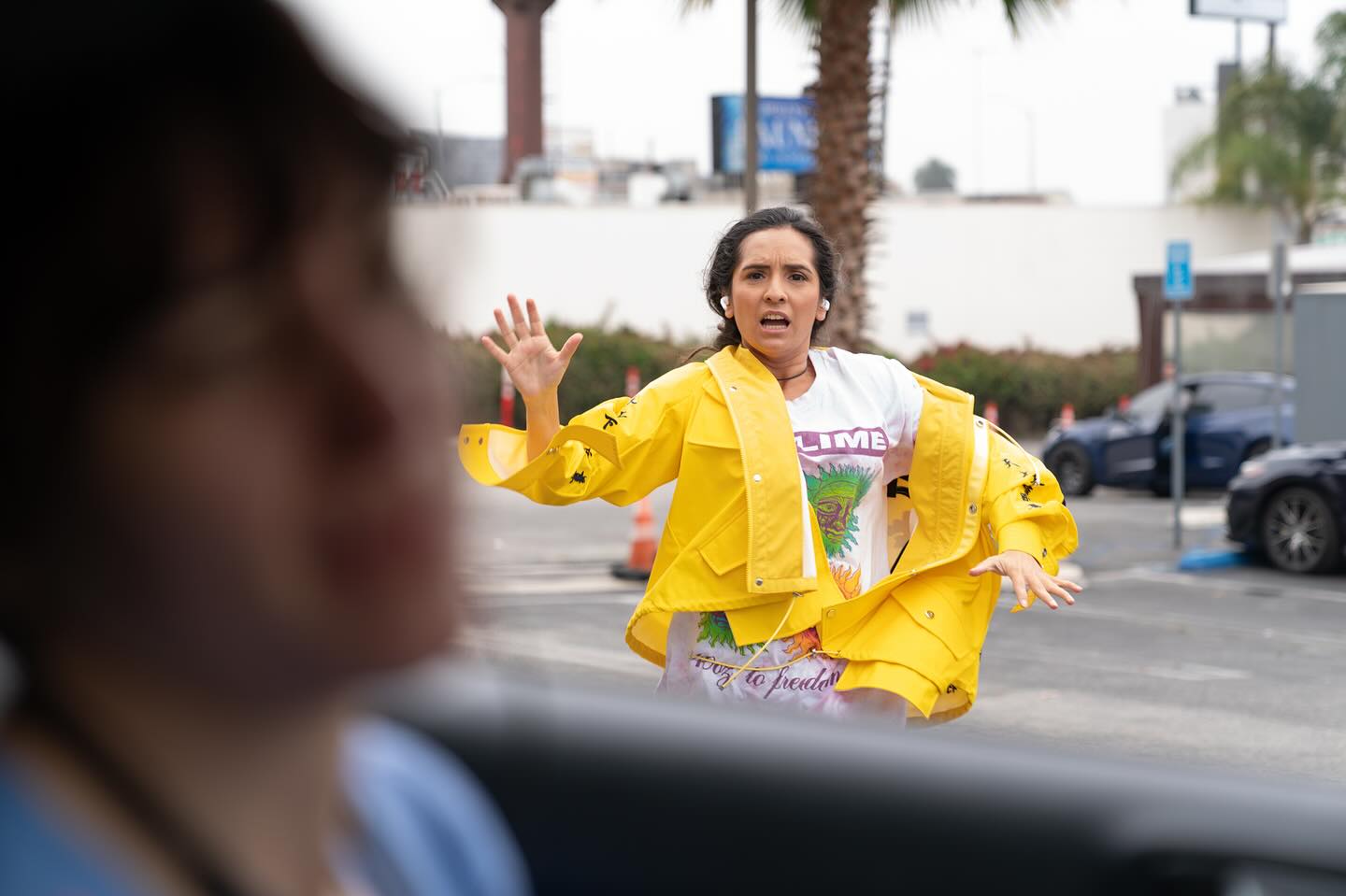 Corre a @cinesembajadores en Madrid.
Últimos tres días para ver @amorentodalacara en la gran pantalla!
@skyshowtimees presenta una producción de @lyomedia @theaurora_project @amorentodalacara AIE en colaboración con @creasgr @filmika.pro
“AMOR EN TODA LA CARA”
@geraldbfillmore @vanessabenavente_ #titovalverde @williammilleractor @melagreenh @ofcourseitscarlos @rebelheartmedicine @lpatalano @rafasigler @juliaveraandrews @mikakubo @amylyndon @jasonowsley taniamwatson nansinsue
Música @soymarceandino Montaje @oscar_morillas Diseño de Producción @markoskeyto Fotografía @nicoraggi
Productores asociados MARKOS KEYTO JULIA VERA Producción Ejecutiva JORGE ALONSO VICTOR CORRALES GERALD FILLMORE HORACIO ALCALÁ ANDRÉS SÁNCHEZ
Escrita y Dirigida por GERALD FILLMORE