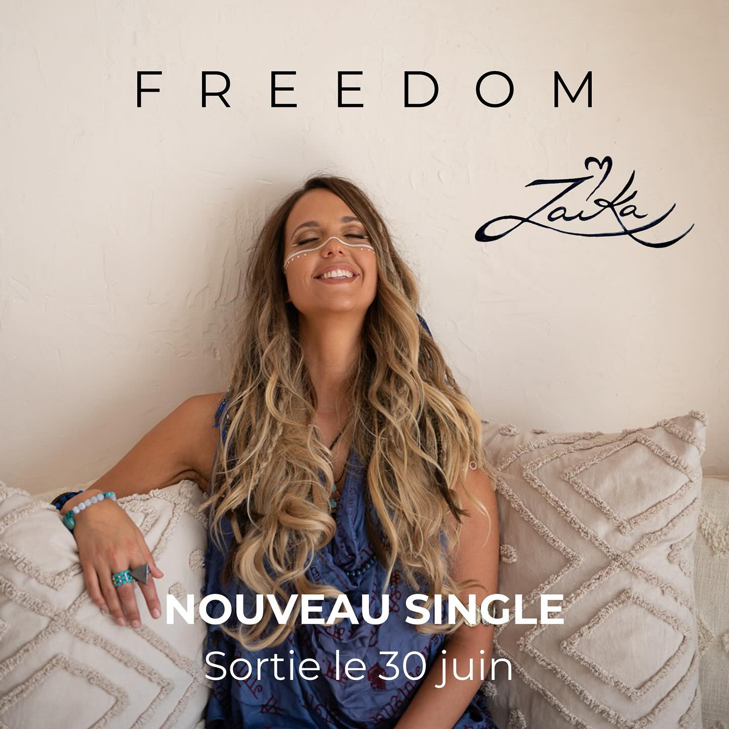 « Chaque pas pour la liberté, est un risque audacieux vers l’inconnu. Chanter, crier et danser libèrent le cœur et le corps. Ceux-ci unissent leurs battements et il en résulte une joie indéfinissable »
Plus qu’une journée! Hâte de vous faire découvrir cette chanson avec ce texte si puissant 🥰 #zaika #freedom #song