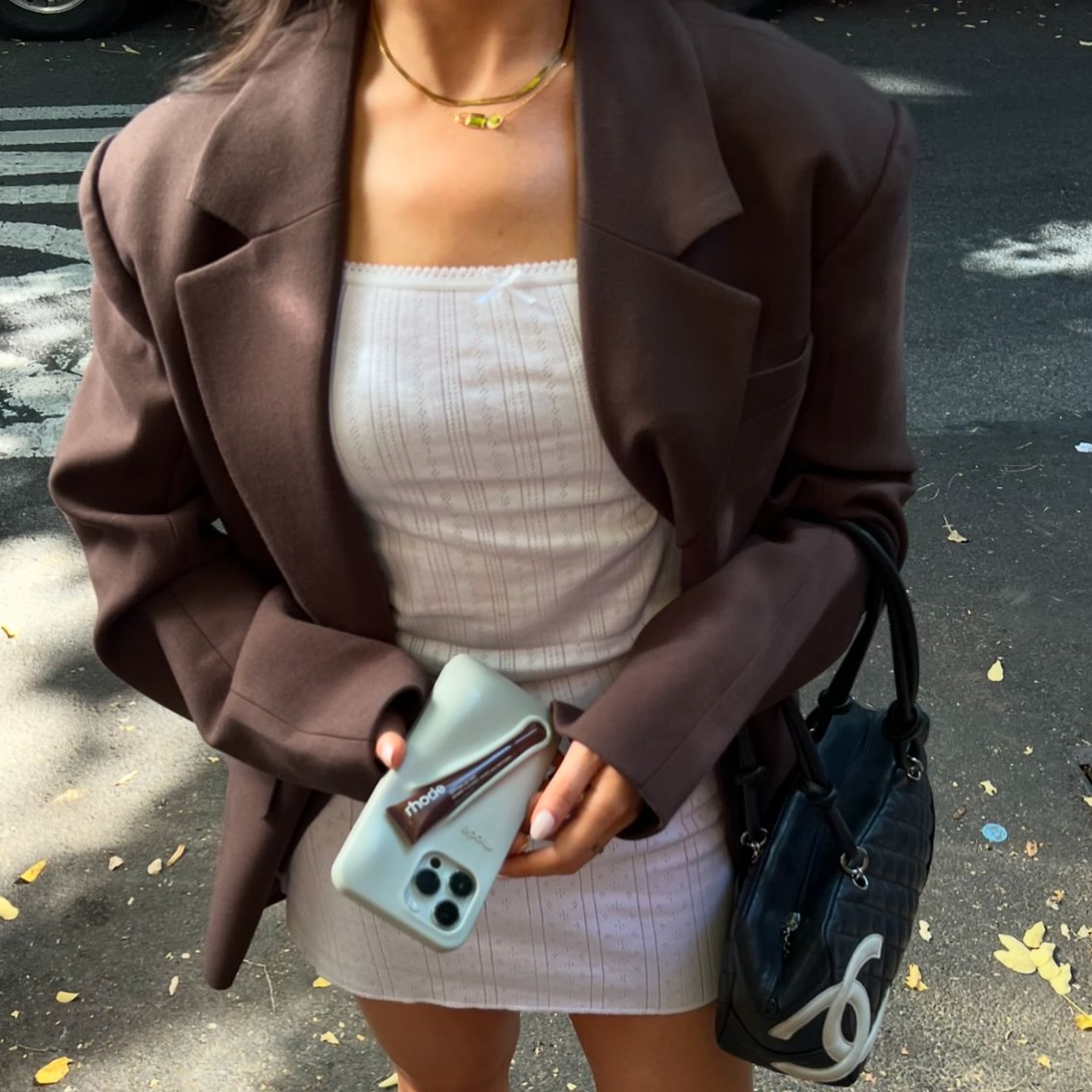 Thereโs nothing quite like autumn in New York ๐คโ๏ธ๐๐
@bethmccreadie wearing our best selling Connection necklace.
Coming back in stock soon!
Sign up to our newsletter to the first to know ๐