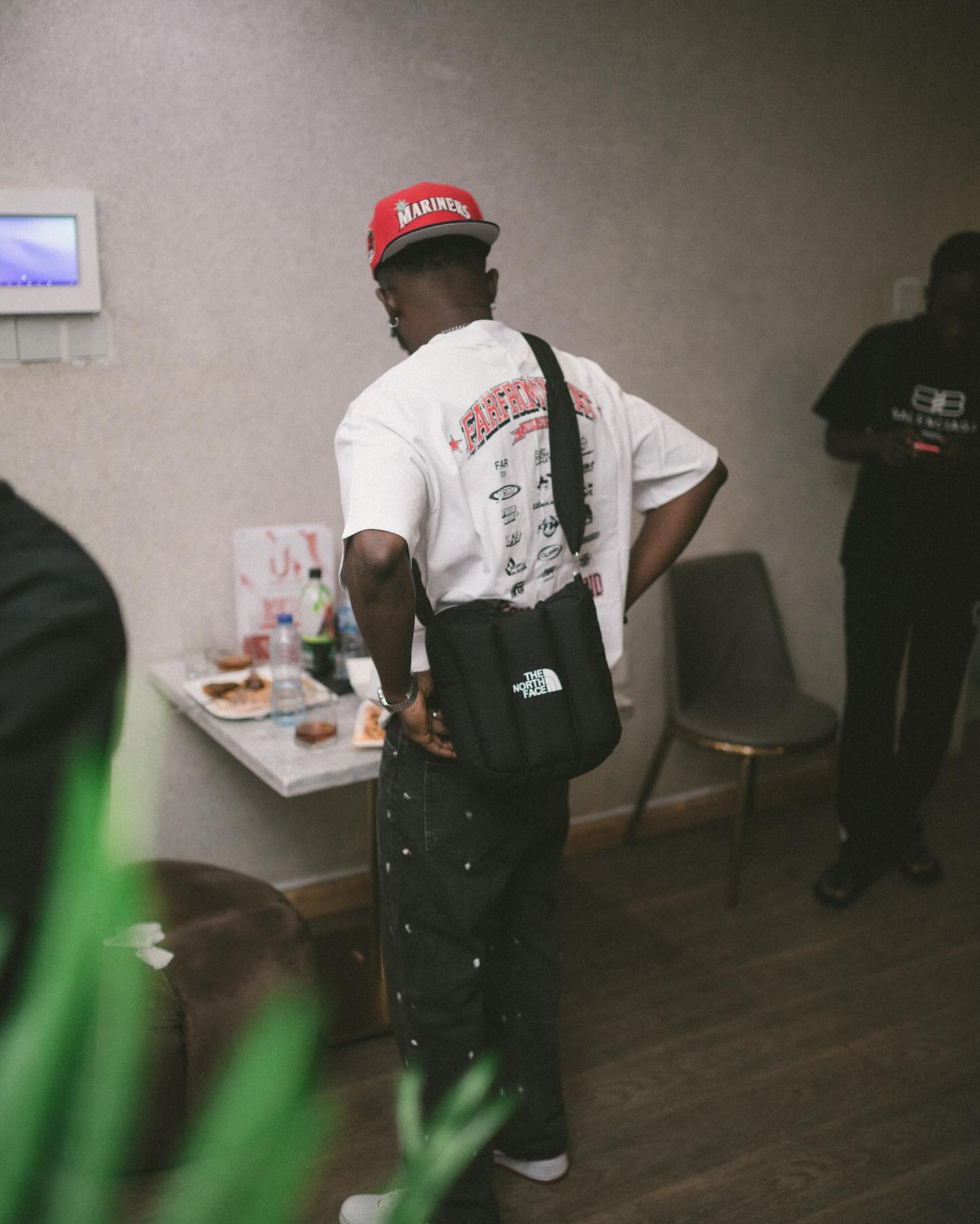 Abeg who cook sunday rice 🌚🥄
📸 @d.a.r.k.t.o.p.i.a @thedanielidoko