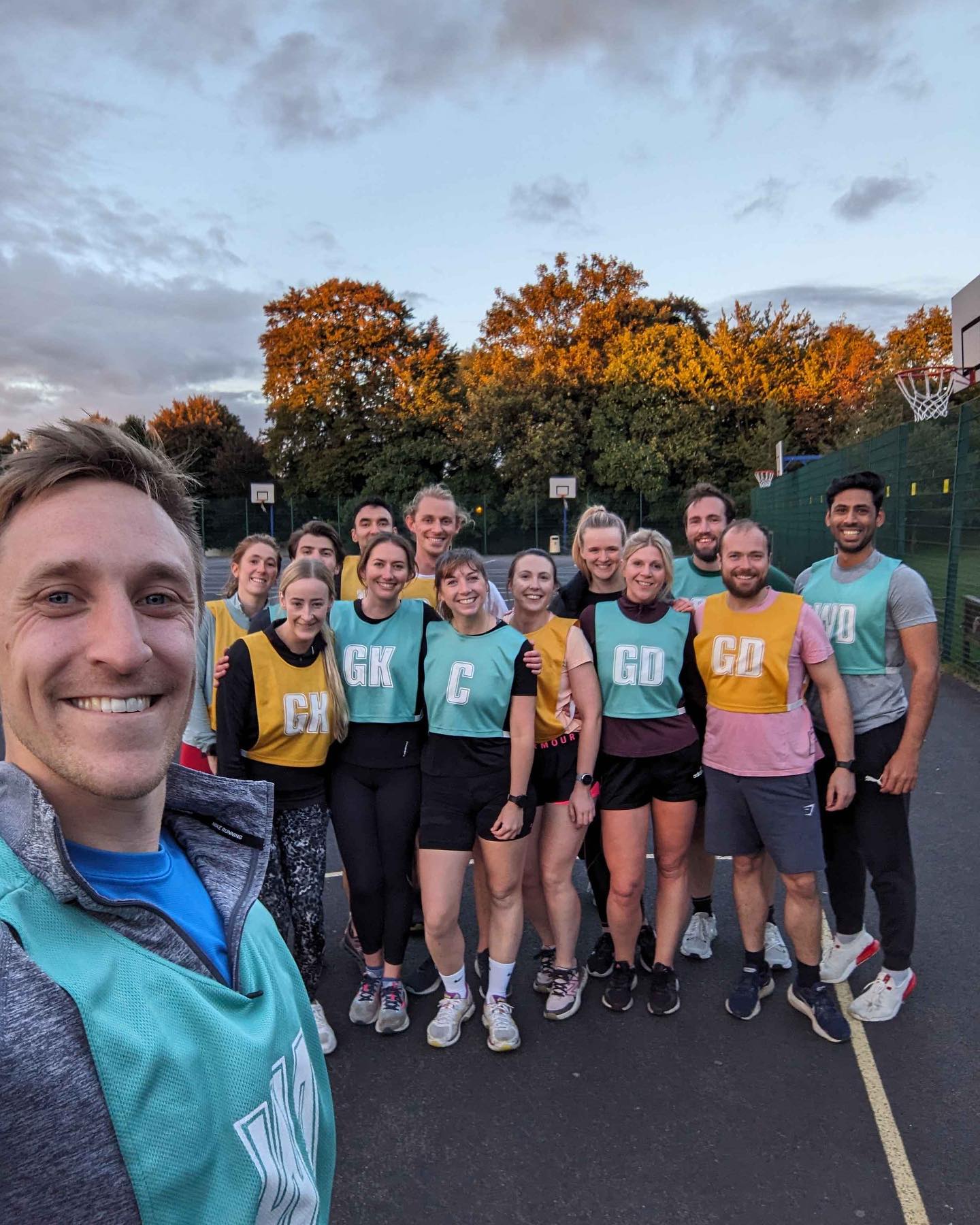 Netballin’ with the crew, plus Pizza at the ever-tasty @beerdbristol to finish! ⛹️🍕🤤💛 #WinningTogether