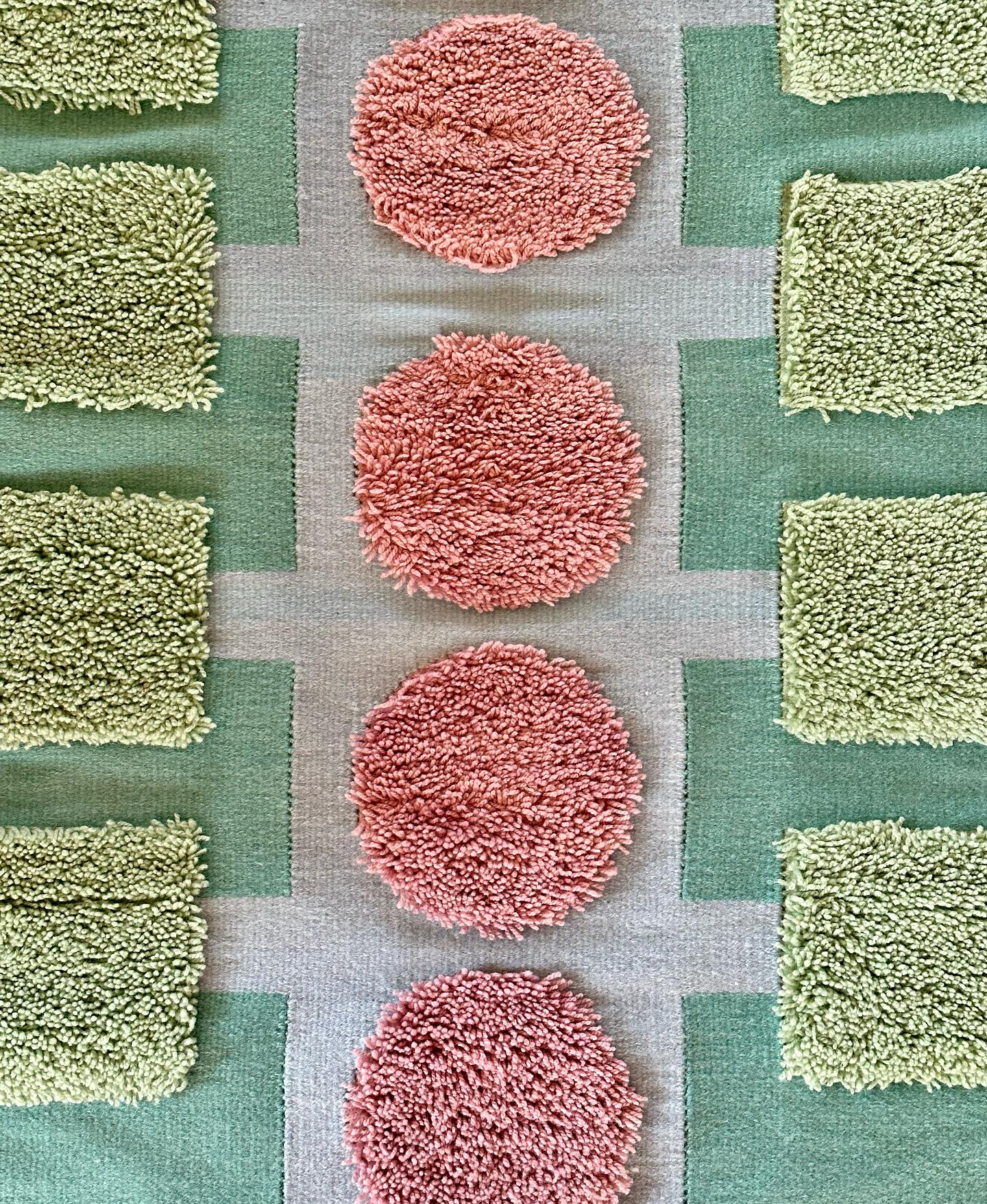 I made Pave, 100% wool floor runner, together with @dzevstudio for a show and in a conversation with the pillows and chairs. This candy colored rug is already in somebody’s home but it deserves to have an introduction to the rest of the world.
It’s inspired by Sofia sidewalks which are covered in tiles. Often broken, protruded, these tiles make you watch your feet at all times. This is how I started paying attention to the repeating patterns and forms and rhythm of the sidewalks. But of course, everything in my world is with Wes Anderson/ Care Bears palette, so these are the sidewalks in my world 🌈🦄