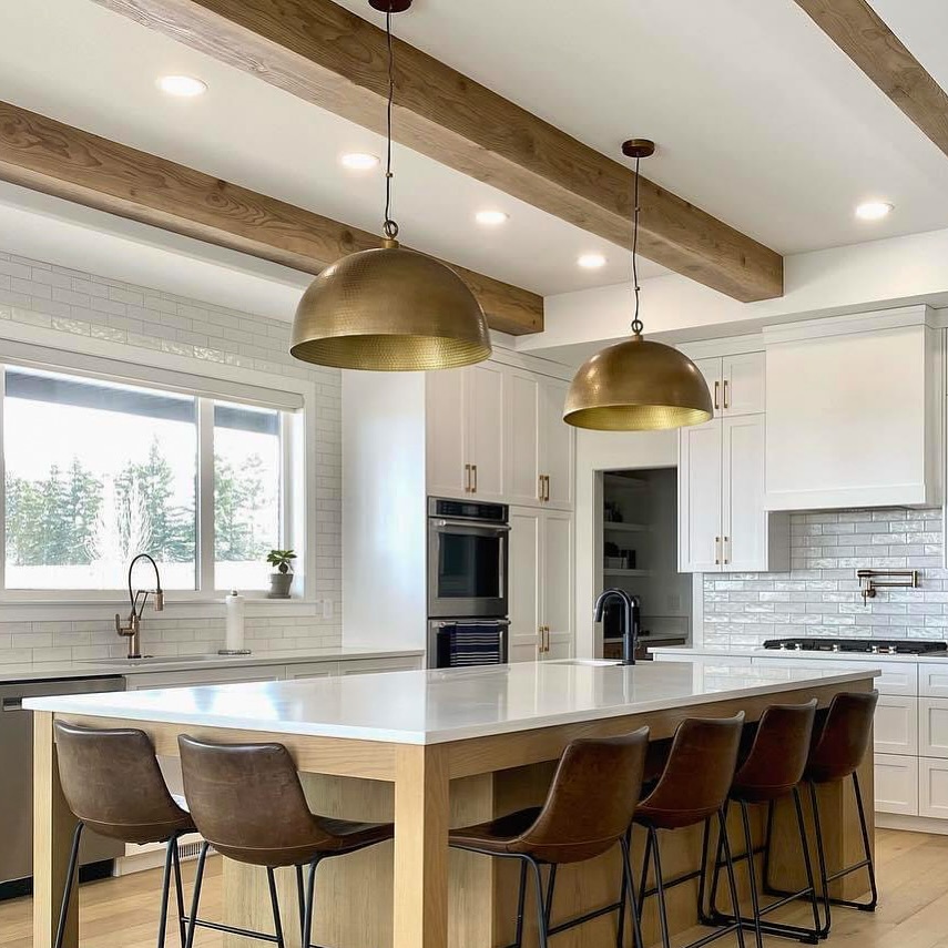 Our new website makes it easy to order a variety of timber products directly online! Including mantels, shelves, hollow beams and trusses!
Have you checked it out yet?
www.timberboxbeams.com
Photo by @little.rock.builders