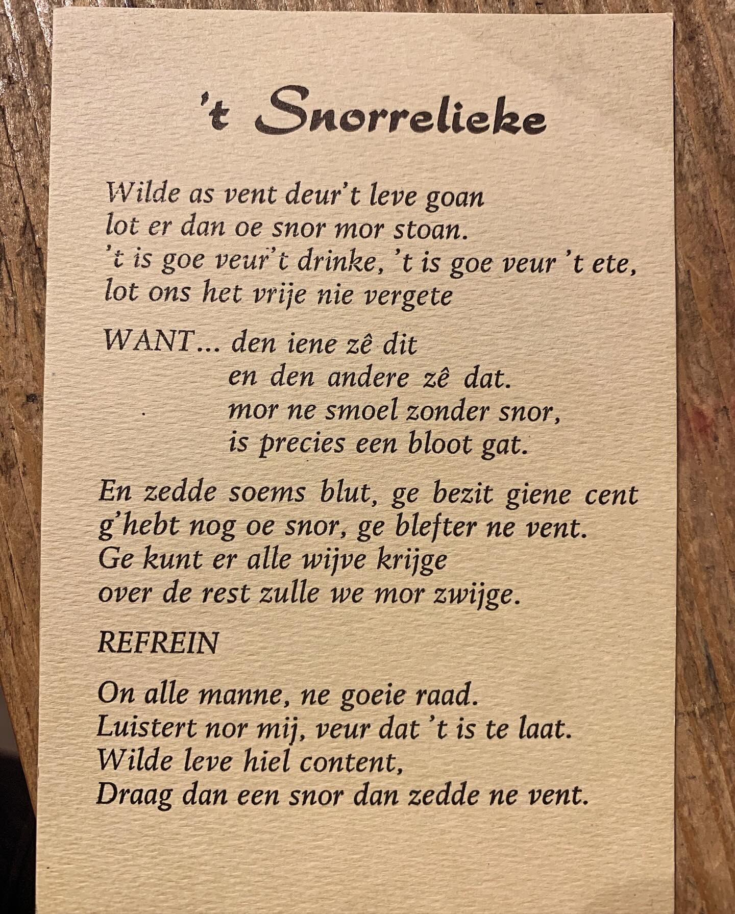 ‘t Snorrelieke #koetshuisantiek #koetshuis81 #antiek #antiques #brocante #vintage #antwerp #antwerpen #snor #snorrenclubantwerpen #snorrenclub #lied #song #tekoop #forsale