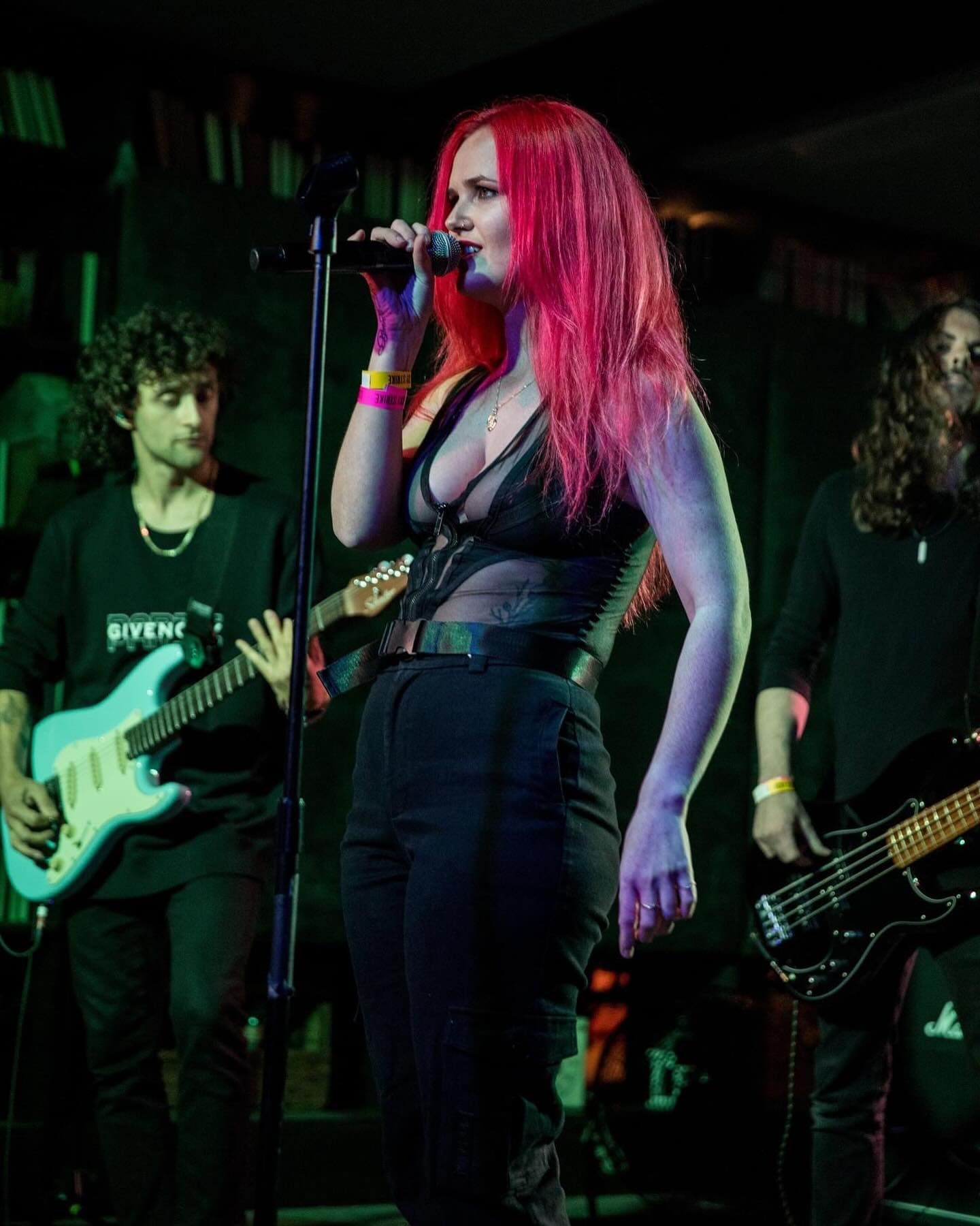 🙌🏻WEDNESDAY NIGHT🤘🏻
We will be opening up the 8 year anniversary of @soundcheckliveofficial at @luckystrikelive 🔥
•
NO COVER! Doors 8pm and we play at 8.30 SHARP!
•
This is the last time in a while you’ll be able to see us onstage so come out and let’s make it HUGE🤘🏻🤘🏻
#livemusiclosangeles #femalefronted #freeshow #thingstodolosangeles