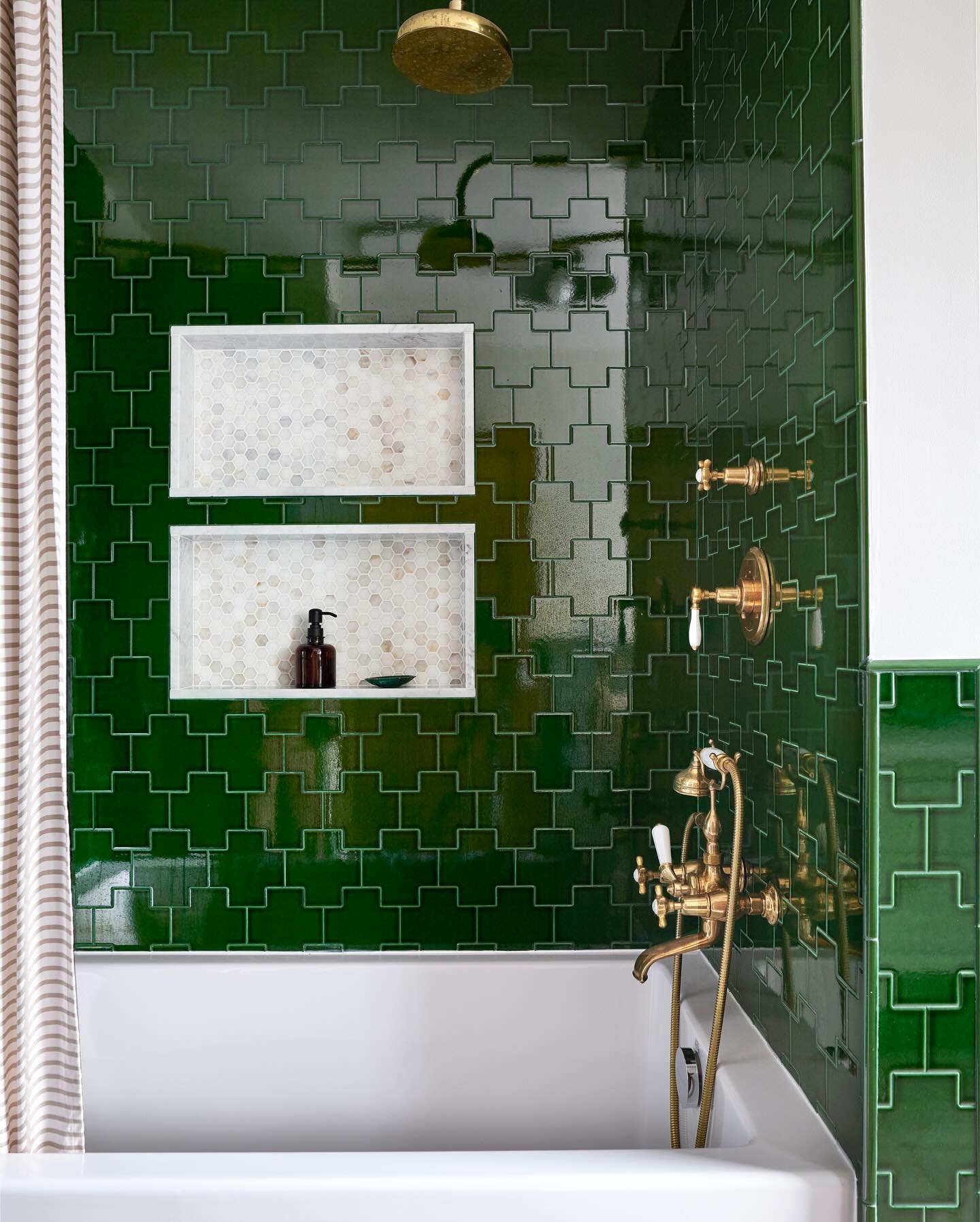 THE GREEN TILE DEBATE
I had a presentation on Saturday morning with long-time friends turned repeat clients. After everything that we had to review, the unexpected plot twist was the debate over the 2x8 green wall tile that my favorite 15-year-old boy had with my favorite 12-year-old girl (their siblings). He wants the green tile for their shared bathroom, she doesn’t like the tile but is willing to go with it for a bribe. 😂
Now I LOVE green wall tile for bathrooms. I wasn’t planning on sharing any of this project yet that I had the pleasure of photographing with @sans.murs late last year. But now I have to share part of the bathroom as part of this debate.
In general, are you YAY or NAY for green bathroom wall tile? And, would you accept a bribe as a form of compromise? 🤔😂
Note: The tile in question is not pictured. 💚
Designer: Yours Truly
Photographer: Kelly Marshall
Interior Stylist: Kiyana Panton
#green #interiordesign #bathroomdesign #greenwalltile #poll #designdebate #design #bathroom