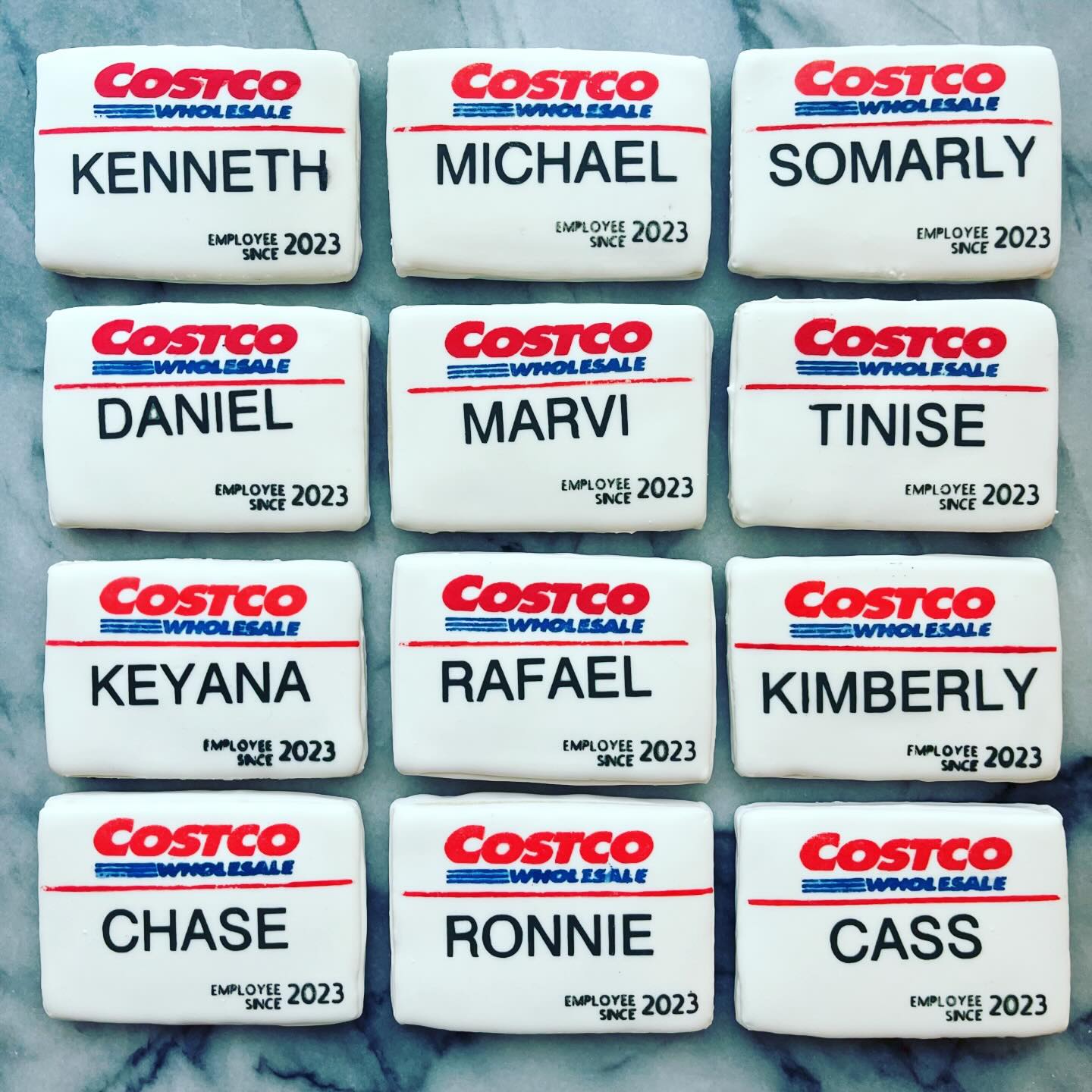 A Costco run is my favorite workout! ๐
.
.
#royalicingcookies #longbeachcookies #cookiedecorator #cookiedecorating #decoratedcookies #customcookies #cookies #longbeach #longbeachca