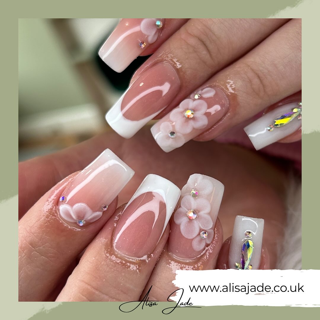 More acrylic designs please ๐ #3dacrylicnailart #nailart #naildesigns #ombrenails #acrylicnails #bringbackacrylic #moreacrylicnails