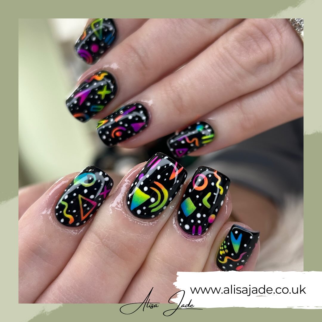 Mystery Machine requested 80s Nails 💅
#mysterymanicure #mysterymachine #mysterynails #nailideas #80snails #nailsforthe80s #blackneonnails