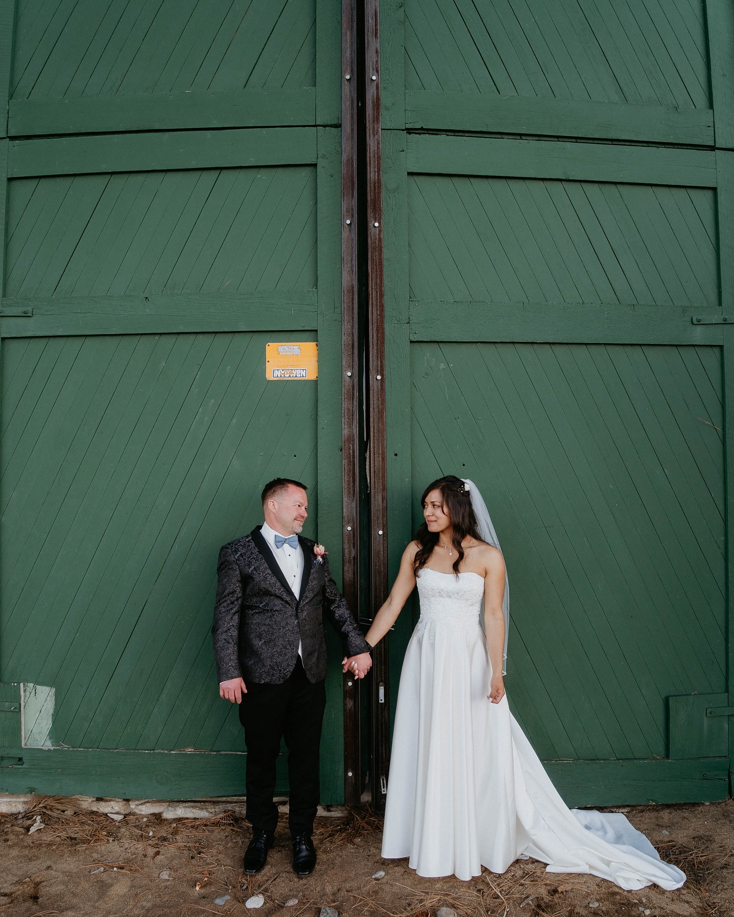 Although there are many, one of my favorite things about Valhalla is all of the photo backdrops the venue offers 🙌🏻 photo by @geodes_