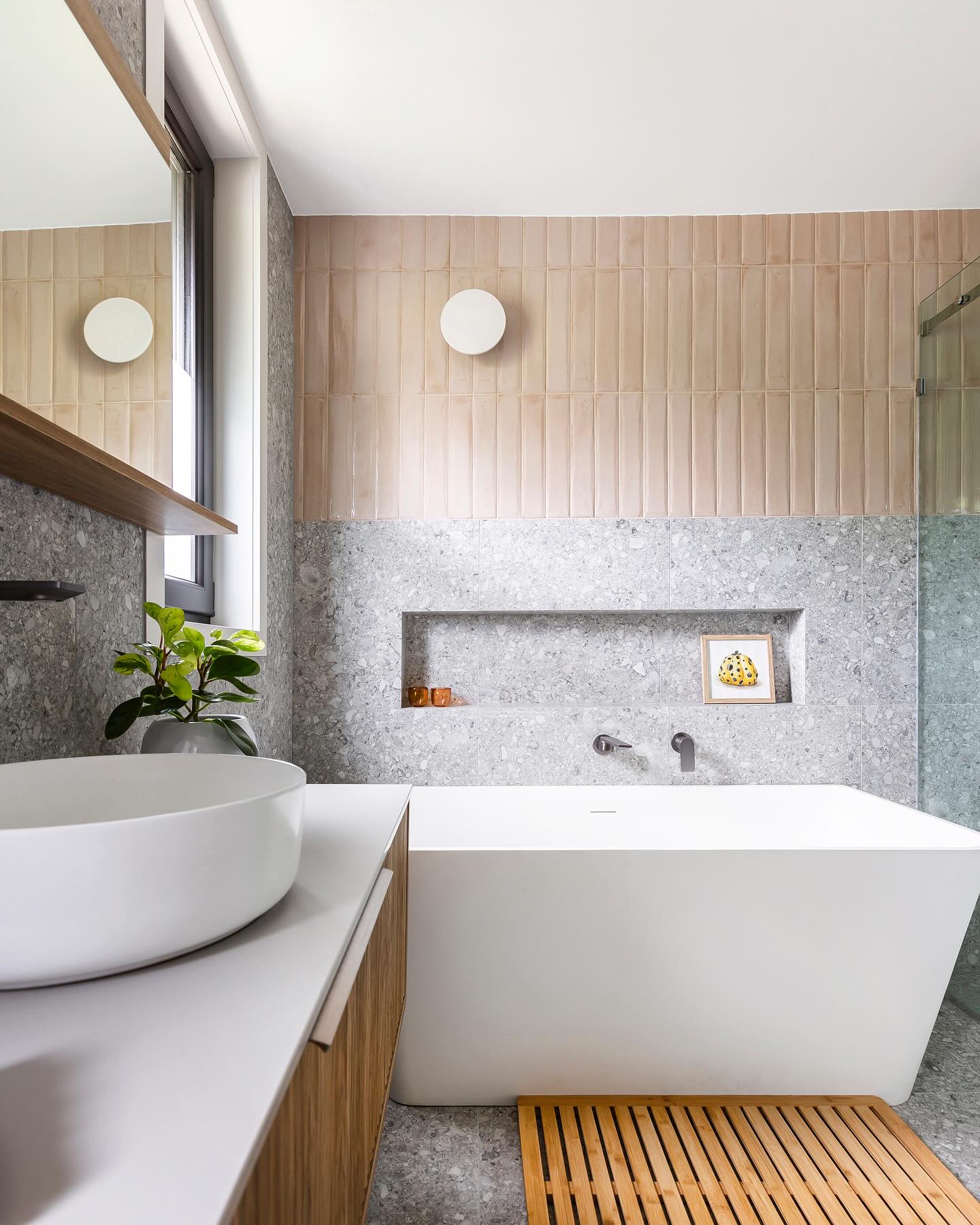 ‘Cook House 1’ Unrecognisable transformation for this project. Love the final finishes for this bathroom thanks to @mijmo_interiors
#architect #interiordesign