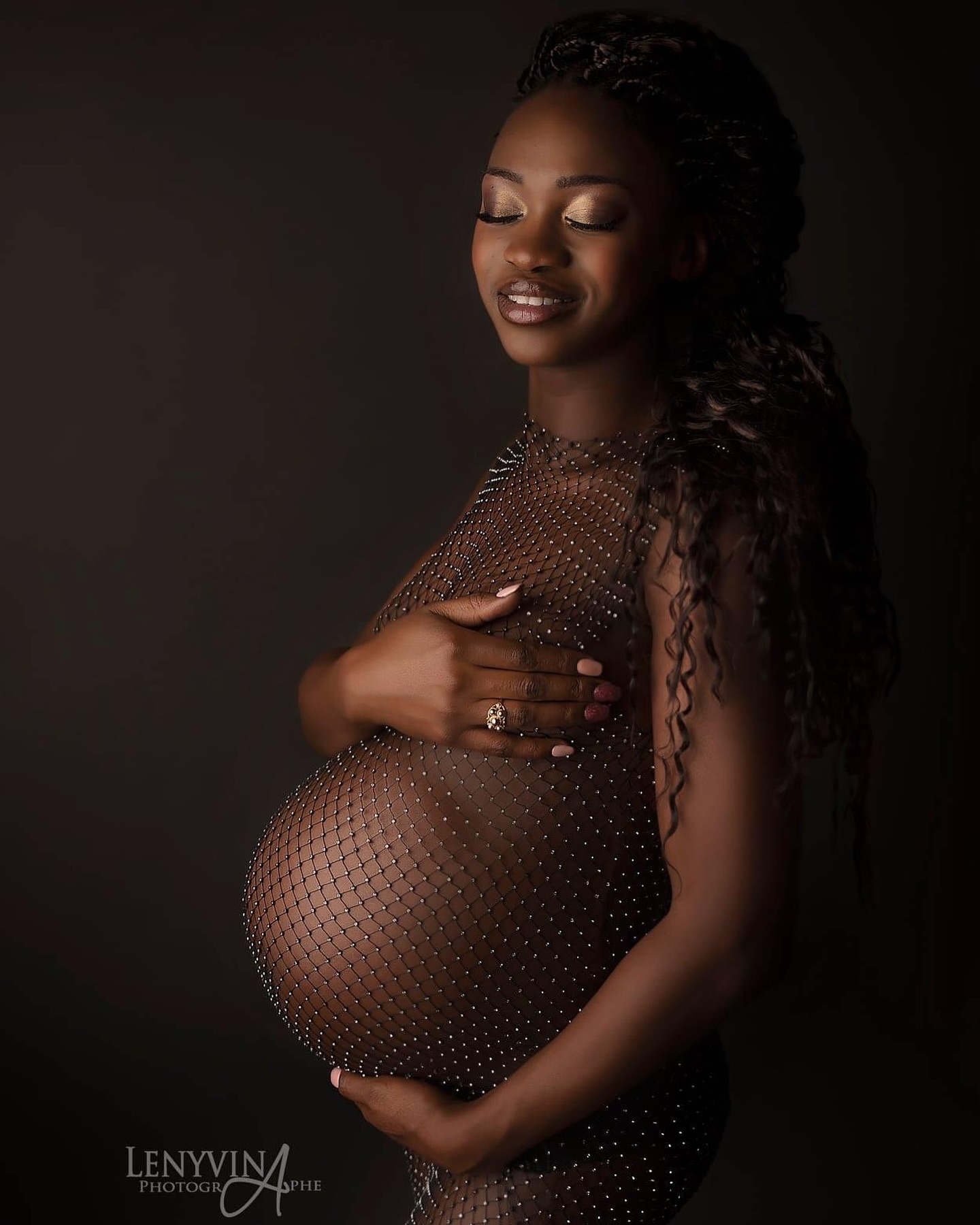 🌿 Vous avez un terme en AOÛT SEPTEMBRE contactez-moi , on parlera de votre projet ensemble 🥰
Un petit like , un com, un partage ça va booster ma visibilité , ça fait plaisir ♥️
📷 Photographe Spécialiste de la Maternité , Naissance , bébé
📌 Bretagne - Côtes d’Armor 22
👉 www.lenyvina-photographe.com
#LenyvinaPhotographe #PhotographeGrossesse #PhotographeCotesdArmor #PhotographeMaternité #PhotographeBretagneGrossesse #MumToBe2024 #Grossesse2024 #PhotographeBretagne #PhotographeSaintBrieuc #SéancePhotoGrossesseCotesdArmor #Bretagne #Breizh #Guingamp #Bzh #CoteGranitRose #PhotographieArtistique #Grossesse #PhotographieAuthentique #PhotographeProfessionnel #PhotographieArtistique