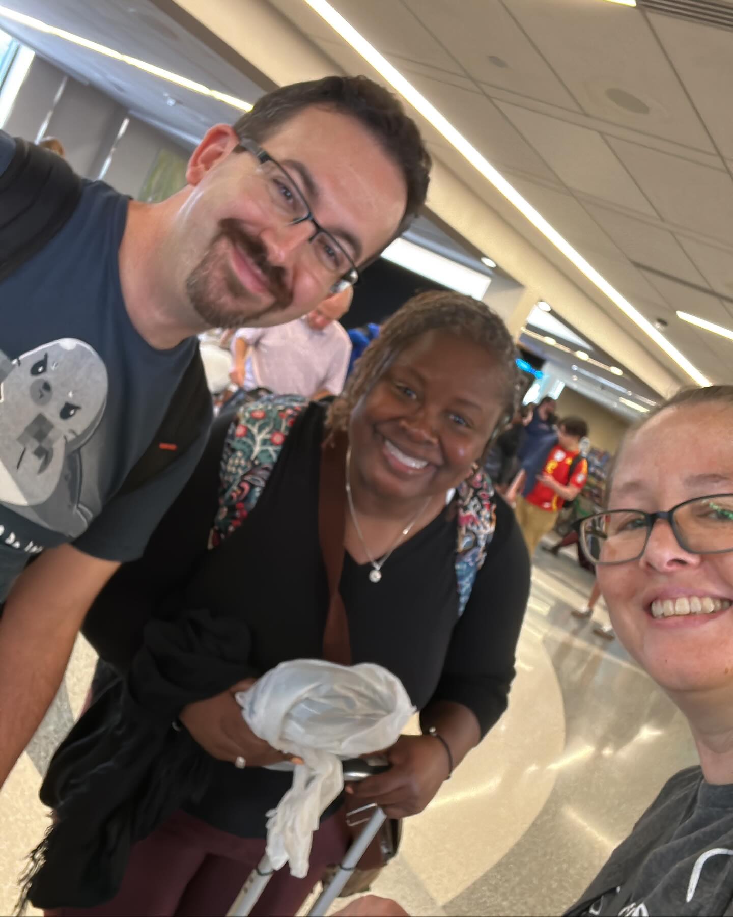 Closing out a week of presenting, catching up with distant colleagues, and getting to know a little of Dayton to share the progress on our Minerva Research Initiative project on research in hard-to-reach places 🤓