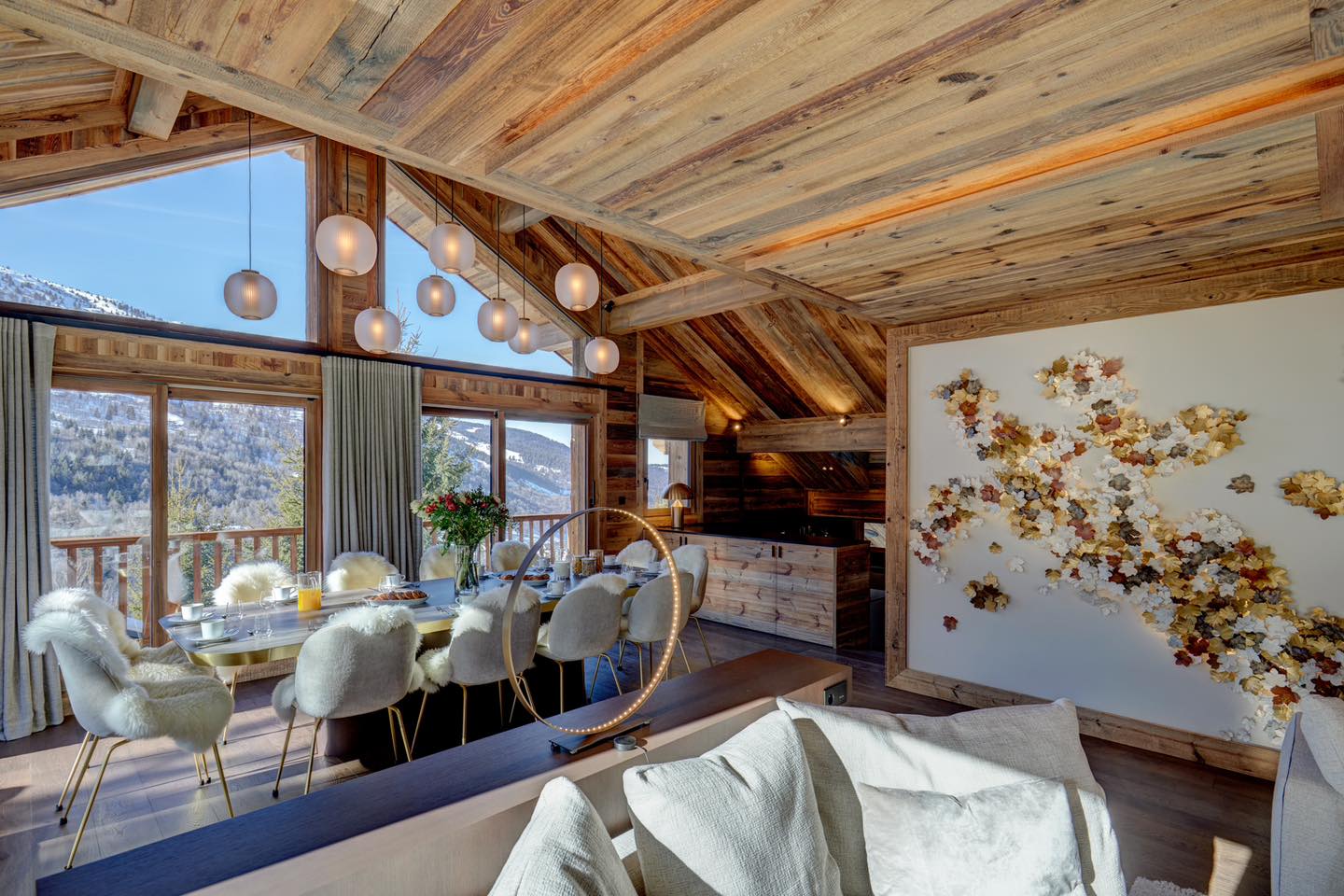 Sunny day at Chalet Menor
#frenchalps #chaletmenor #meribel #alps #ski #cateredchalet