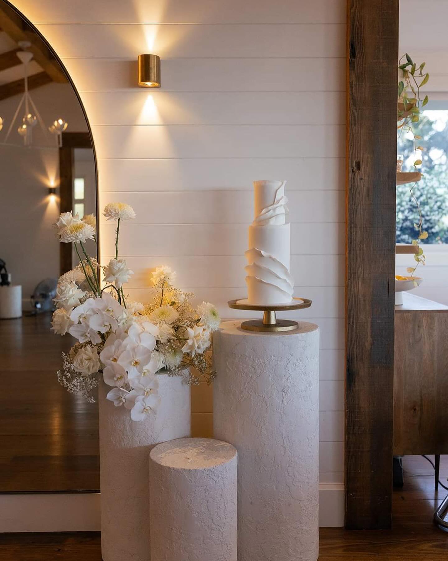 Kyra & Ryan
October 2023
Photographer + Videographer @figtreepictures
Planner @byronbayweddings
Venue @figtreerestaurant
Celebrant @bc_celebrant
Hire @theweddingshed
Florist @_pikt
Hair @shiquehair_beauty
Entertainment @niall.lochhead.music
Cake @rebellyouscakeco
Catering @thenorthbyronhotel
Transport @byronbaydoubledeckers