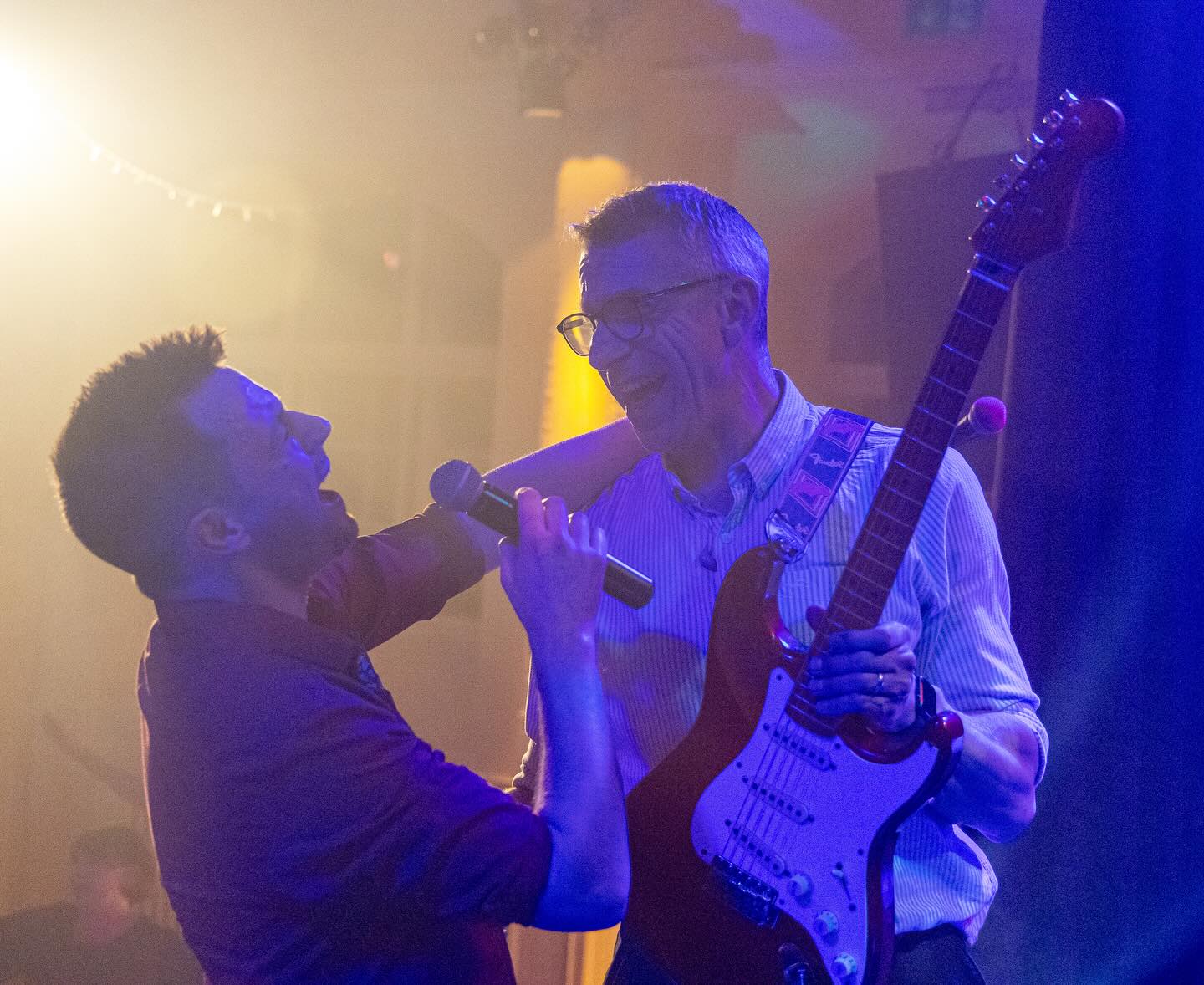 Thanks to Helene and Paul for having us at their wedding this weekend. @thebowdonrooms is such a lovely venue!
.
.
#manchesterwedding #cheshirewedding #wedding #cheshire #weddingblog #weddinginspo #weddingday #cheshirebride #rusticwedding #cheshireweddings #bride #weddingplanning #weddingband #engagementring #livemusic #music #band #partyband #weddinginspiration #functionband #party #knutsford