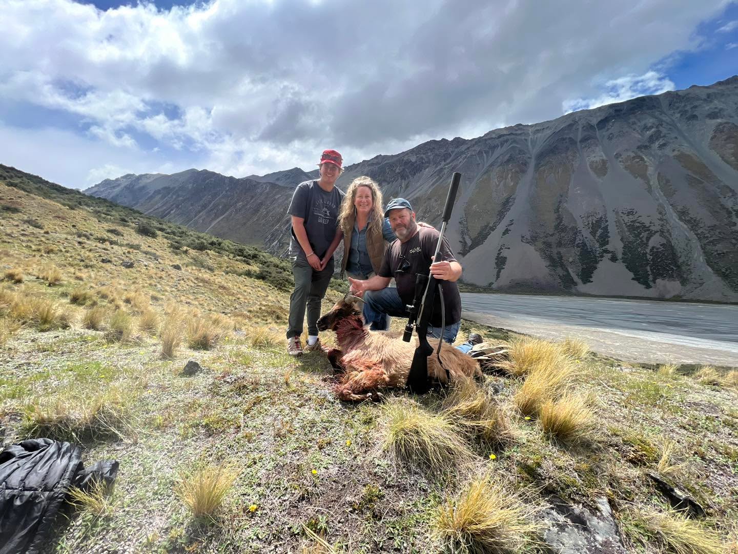 Great to meet yous all Amanda,Todd and Henning. Safe travels and happy hunting #huntergather #hunters #hunters #outdoors #meathunter #freerangemeat #hunting #southislandhuntingnz #southislandhunting #Hunter #hunt #huntingseason #outdoorslife #tahrhunt #nzhunting #alpinehunting #mountianhunting