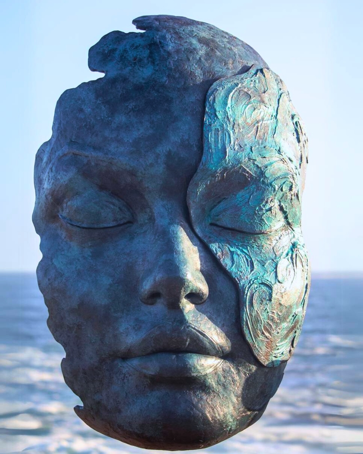 Is Beauty in the Eye of the Beholder...
#sculpture #sculptor #findrefugeseries #armandvanrensburg #resinartwork #grpresin