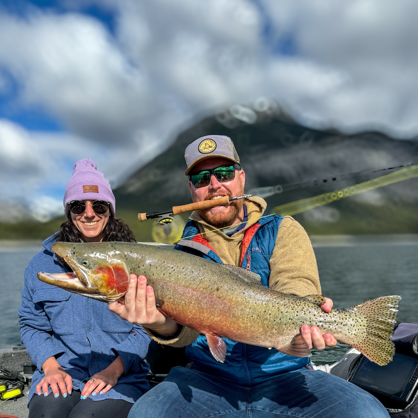 The first fish of the day was an absolute show stopper today for Molly and Tom! We landed some absolutely wild fish today on the fly!
Thank you for choosing Optimal Angling Co for your Trophy Trout Adventure!
#rapsnap #hugefish #bigfish #rainbowtrout #cutbow #tank #trophytrout #thefishofalifetime #chonk #guidedfishing #booknow