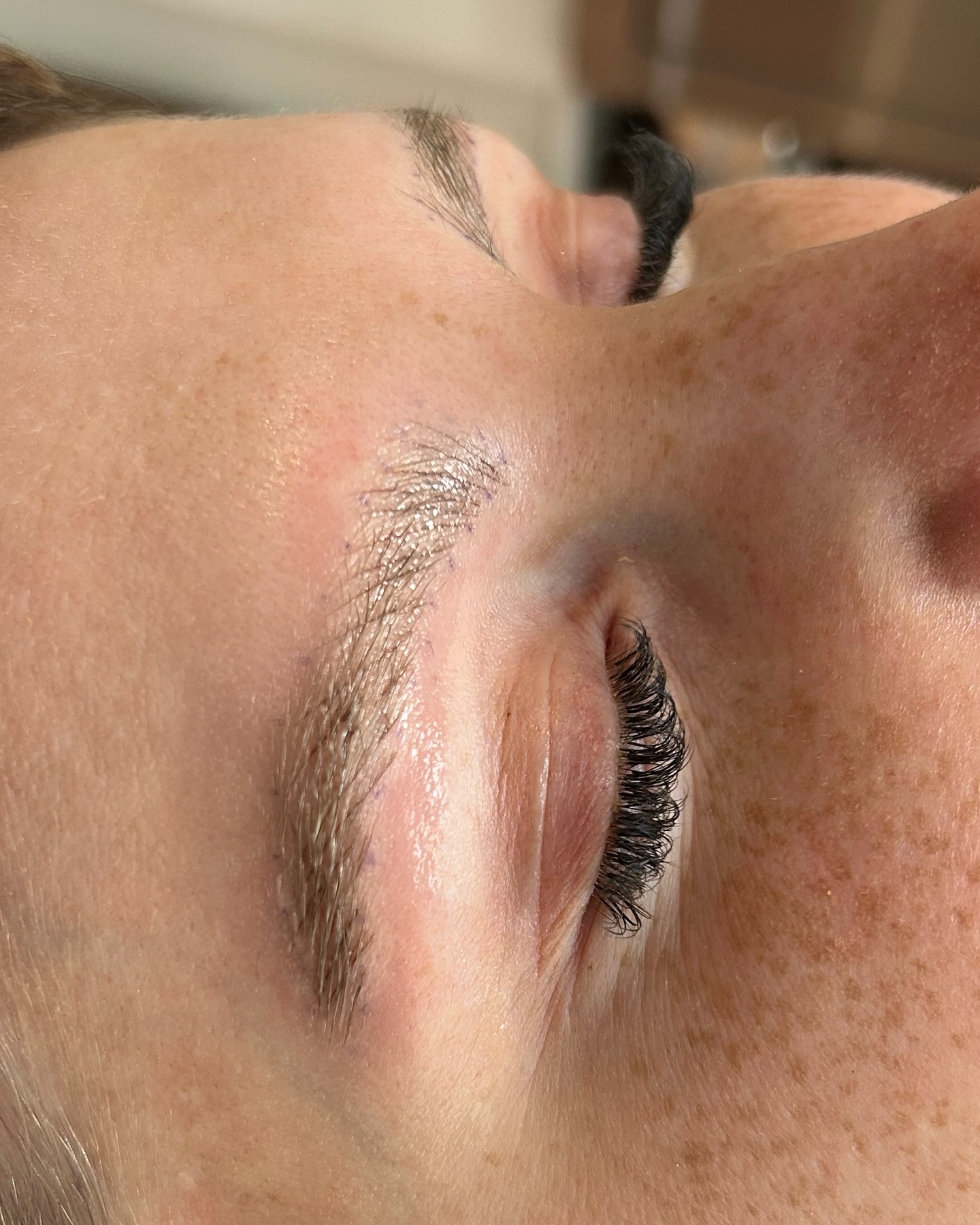 Nachher vs. Vorher: Der perfekte Feinschliff nach unserem Microblading Touch-up! 🪄
#microblading #touchup #browsonfleek #studioblueneburg